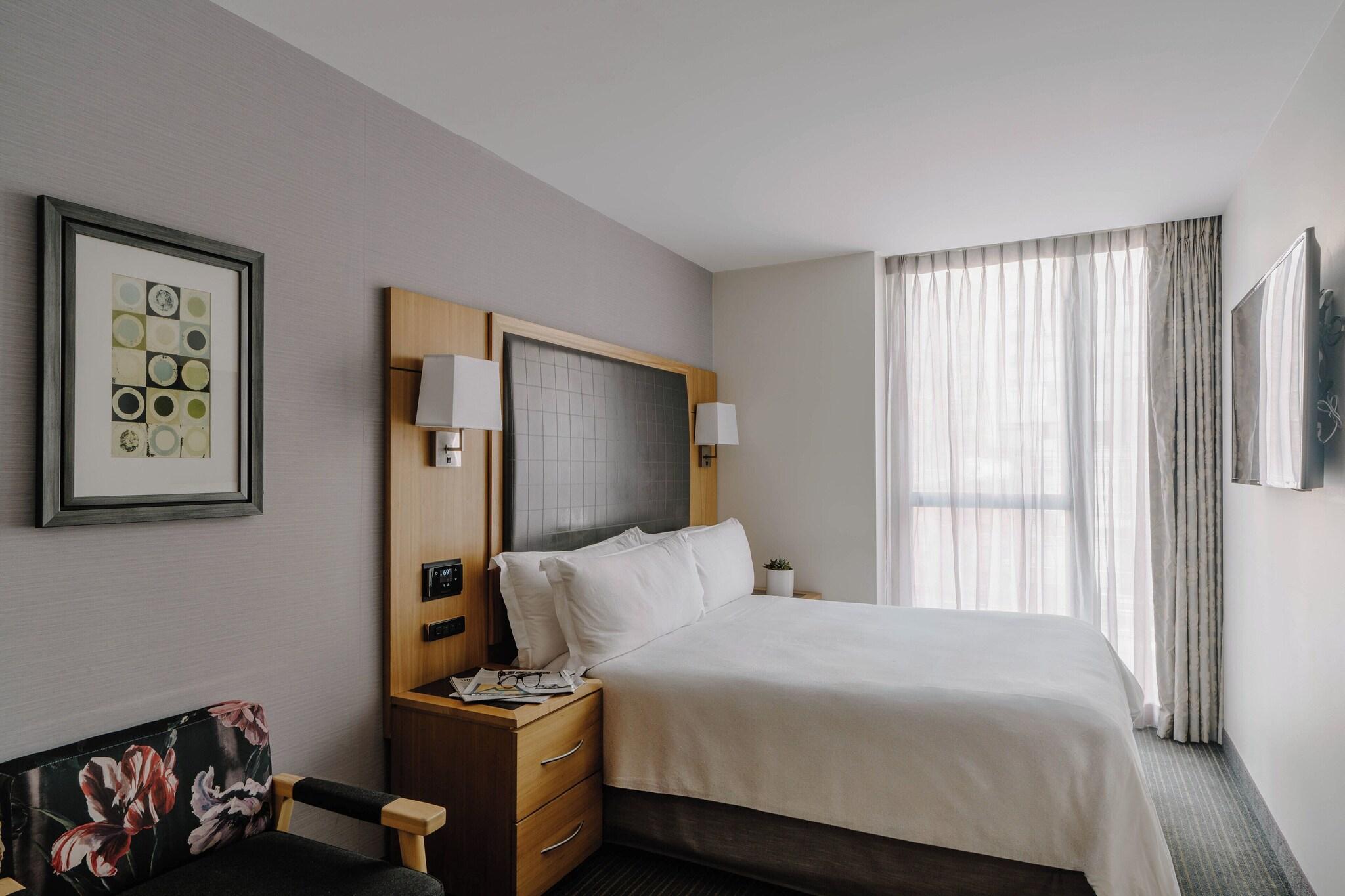 Double Accessible-queen Size Bed