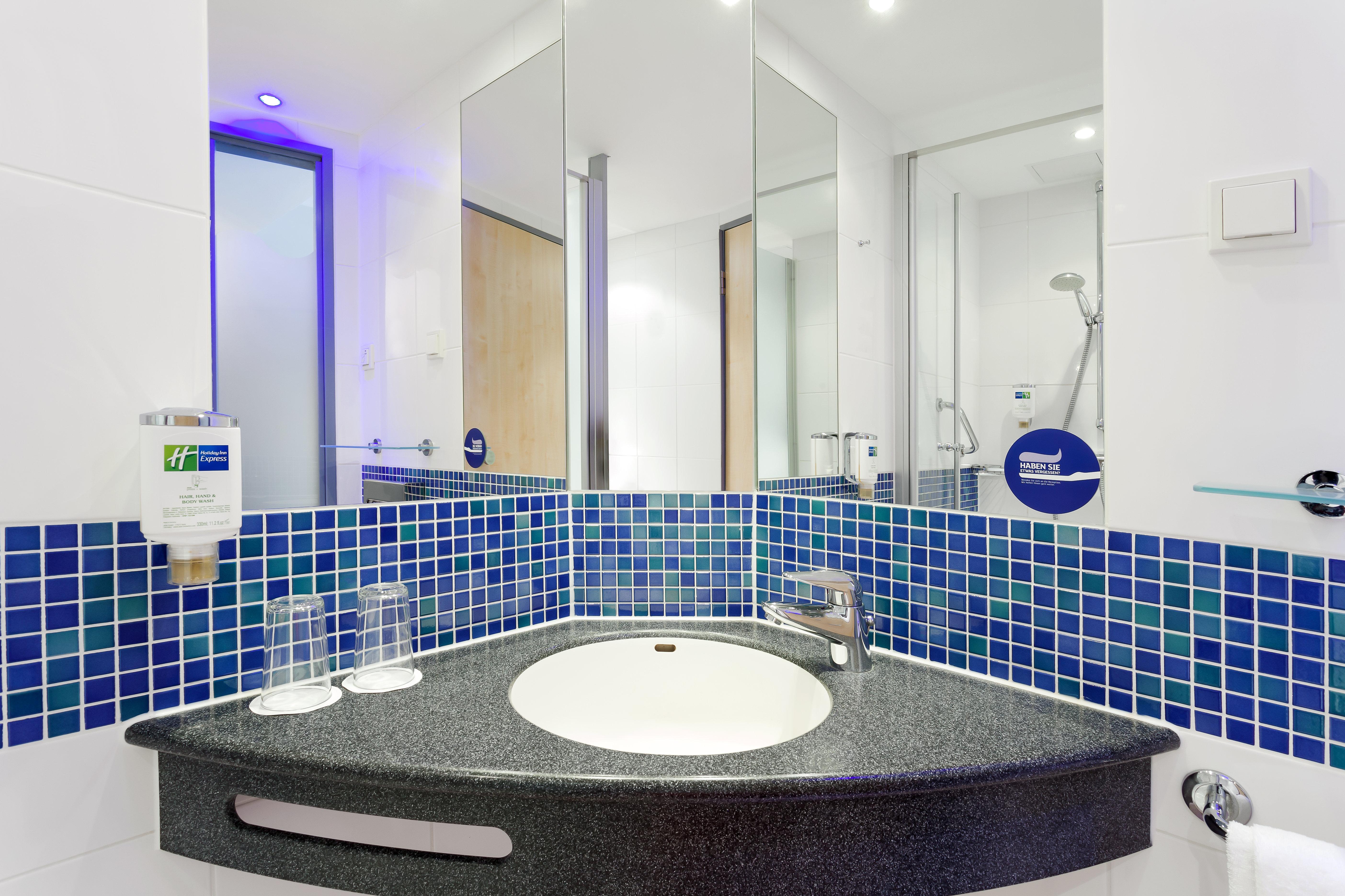 Double Queen Size Bed