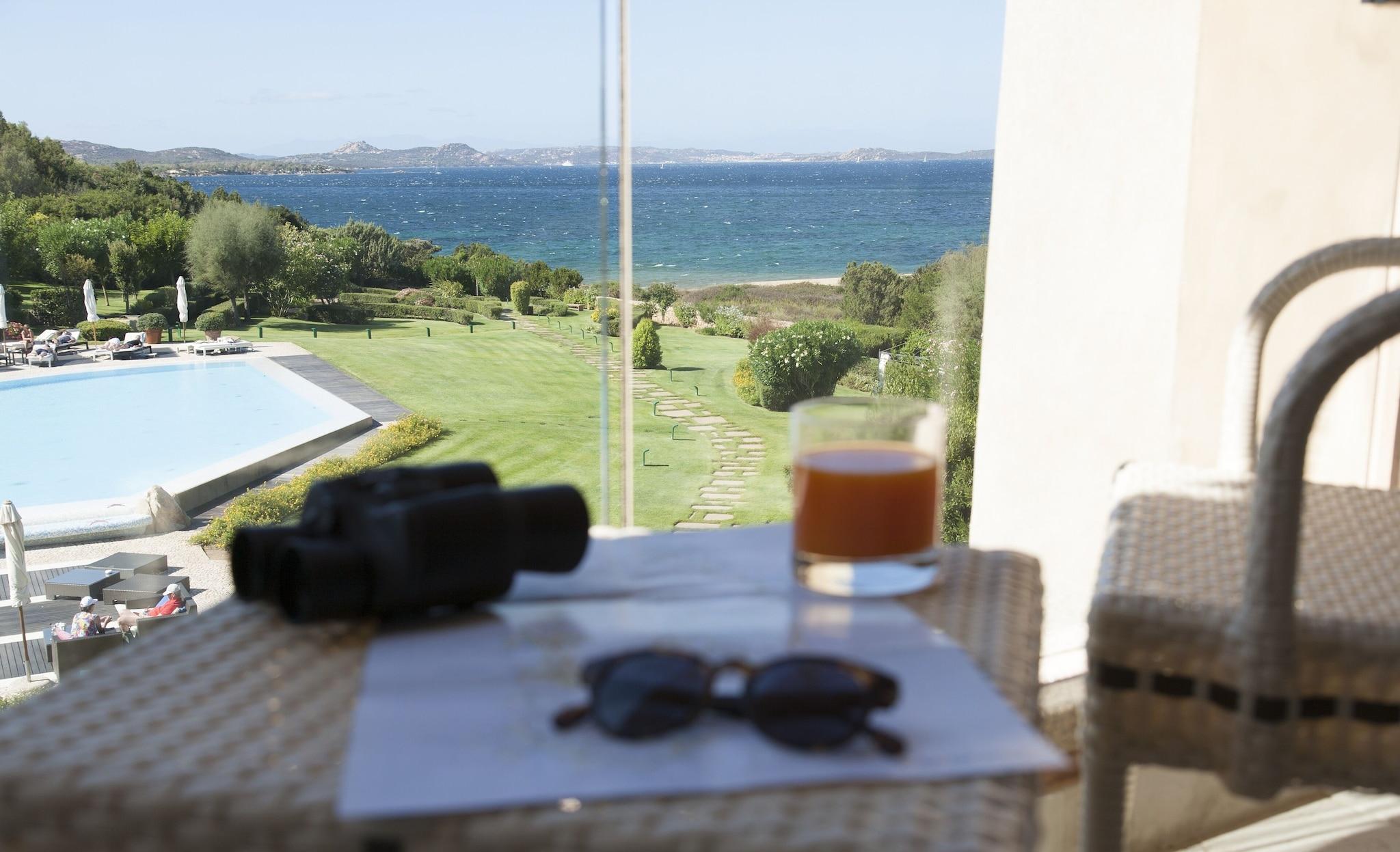 Double or Twin Deluxe Sea View with Balcony