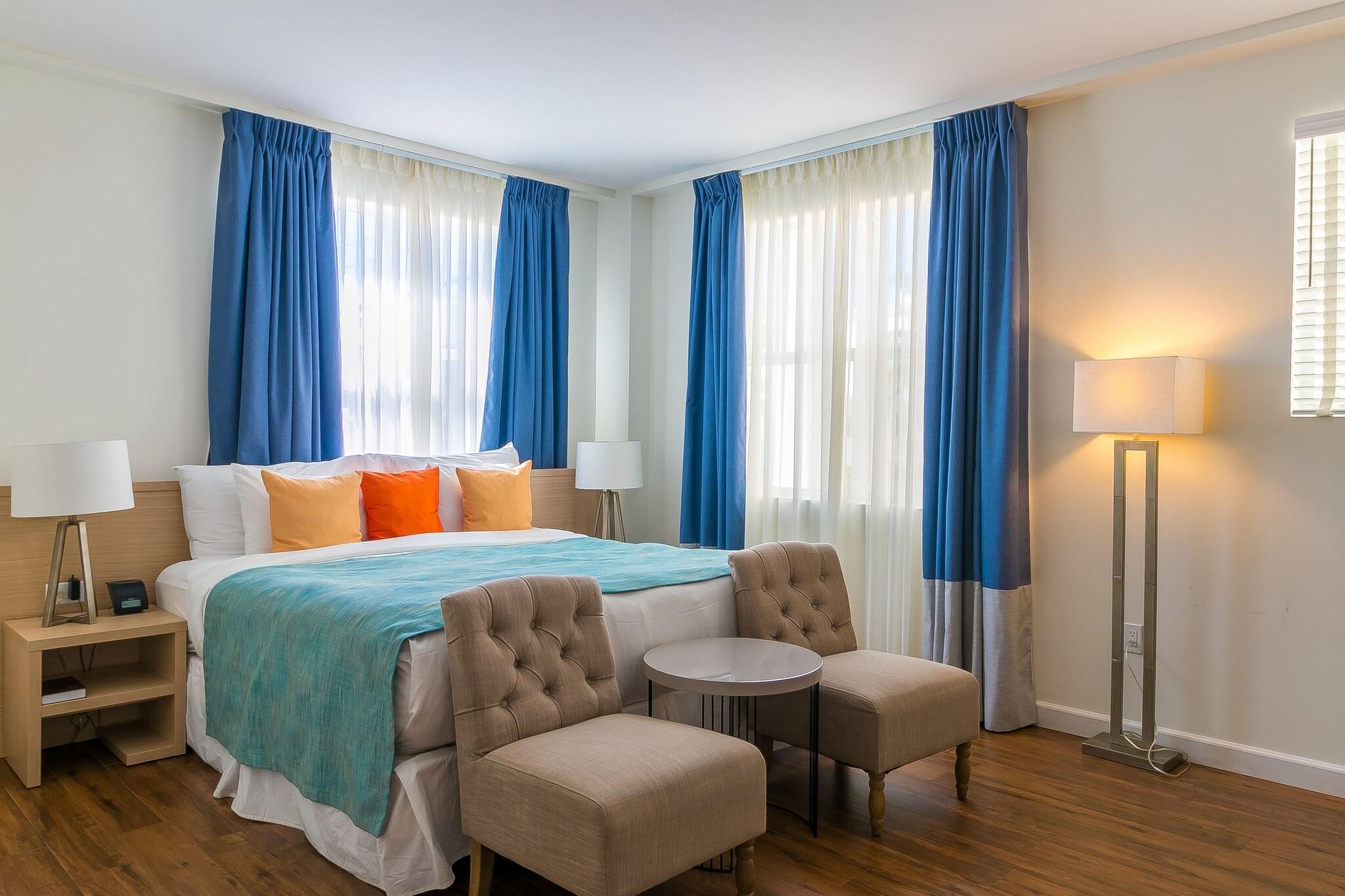 Double Deluxe King Bed