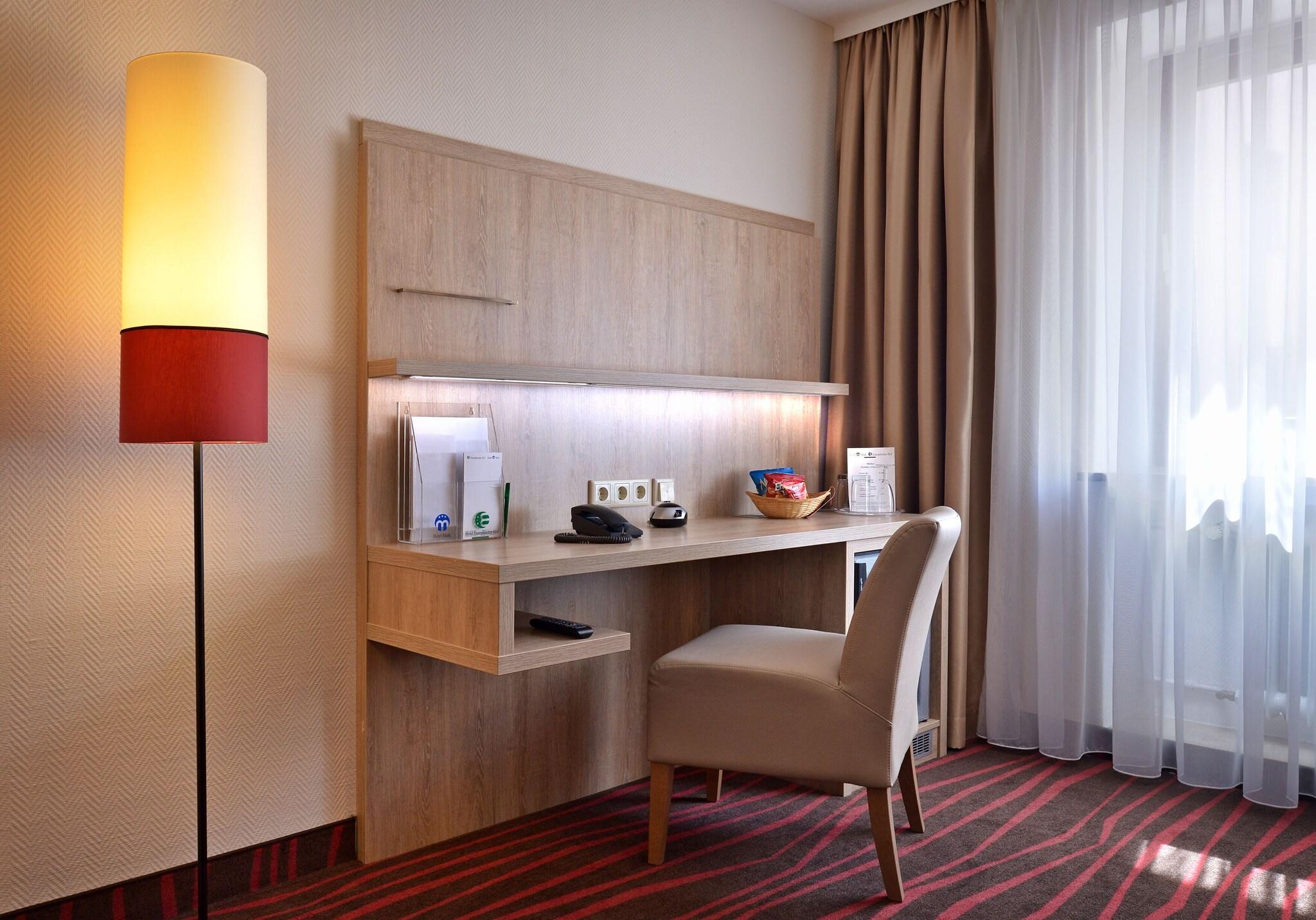 Triple No Air Conditioning