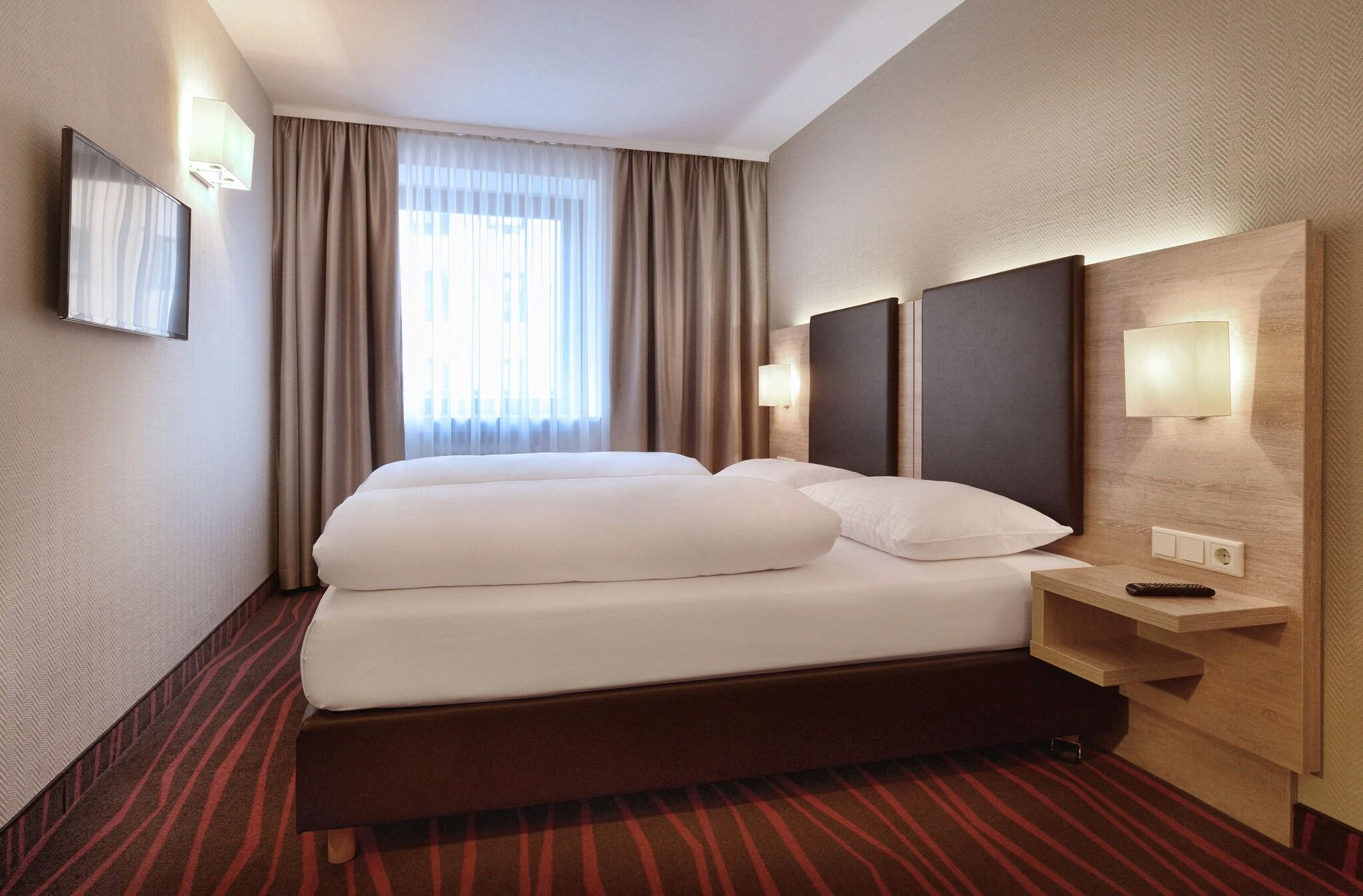 Triple No Air Conditioning