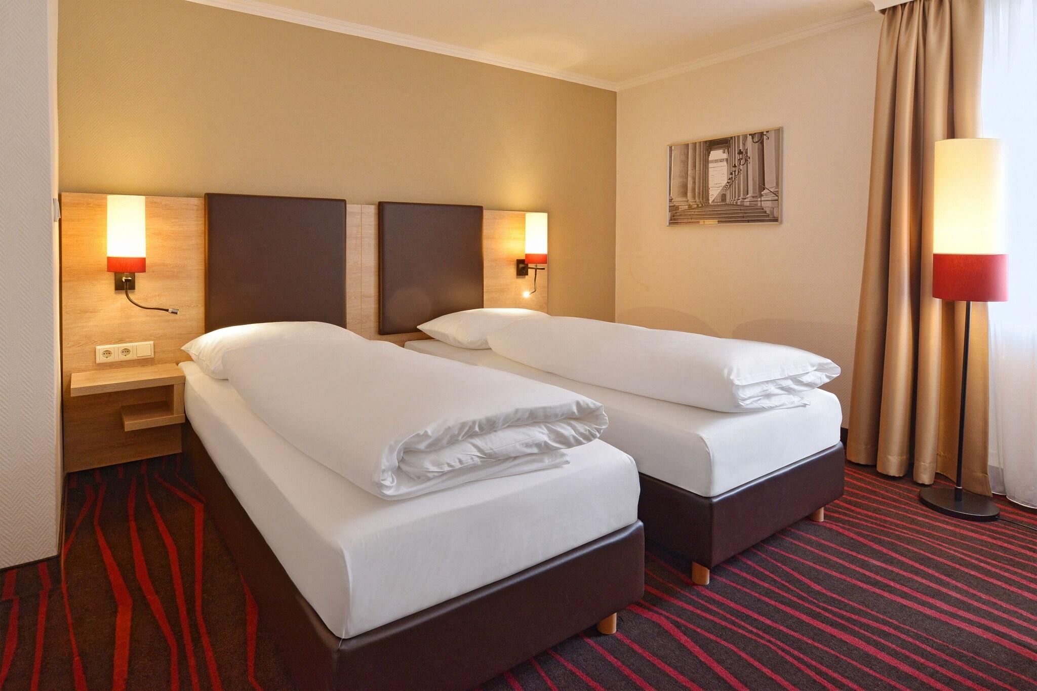 Double or Twin No Air Conditioning