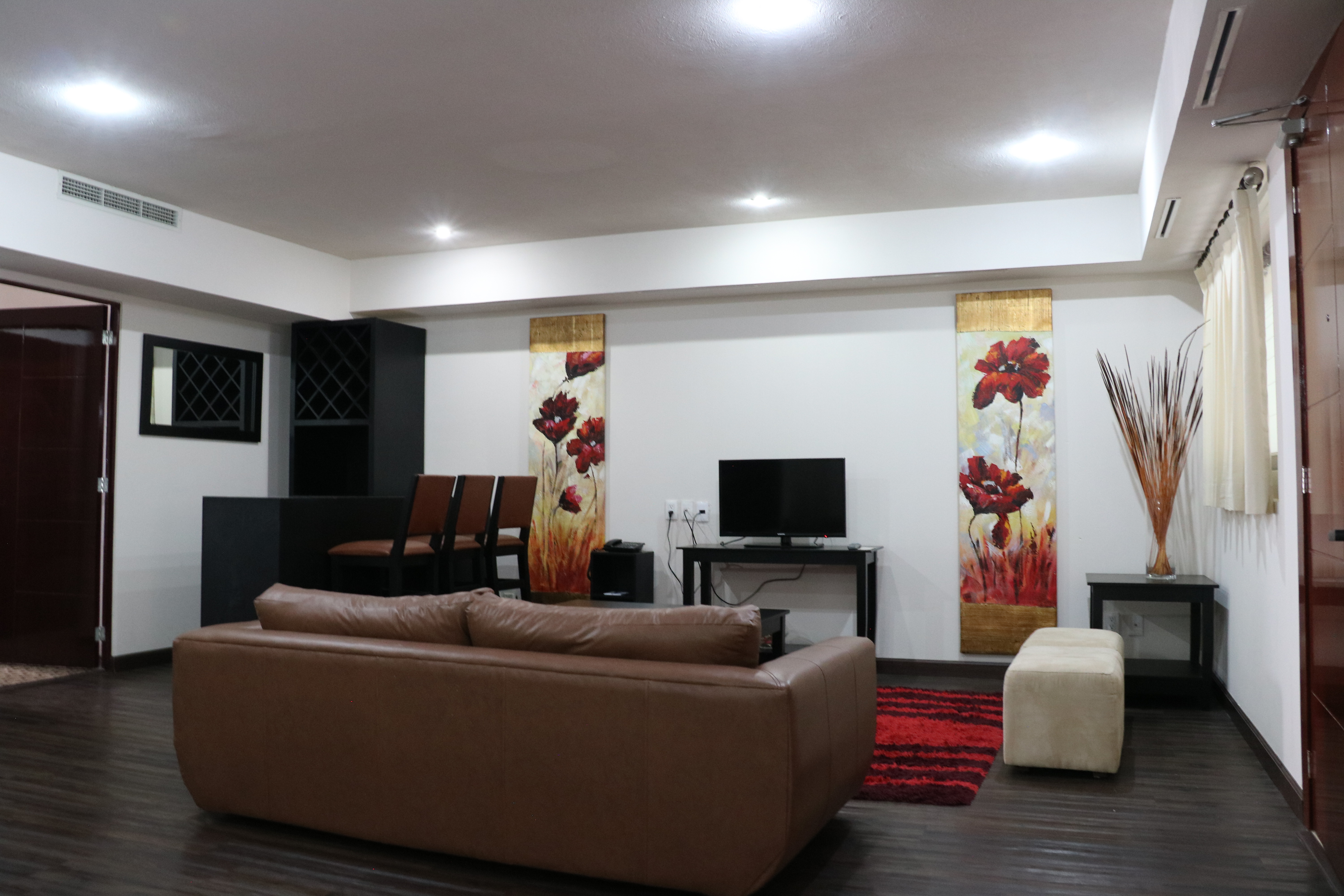 Apartment Two Bedrooms Two Bathrooms