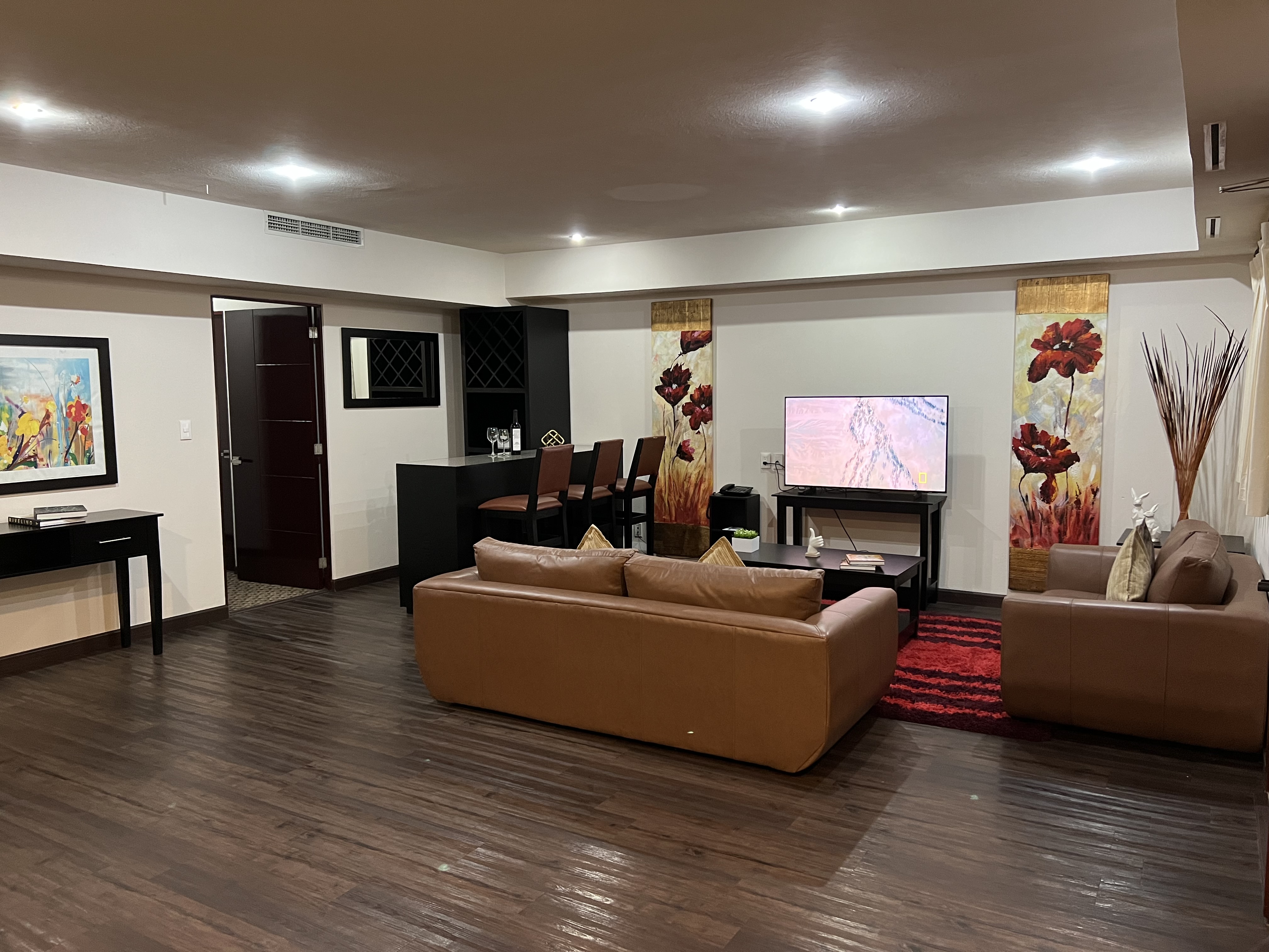 Apartment Two Bedrooms Two Bathrooms