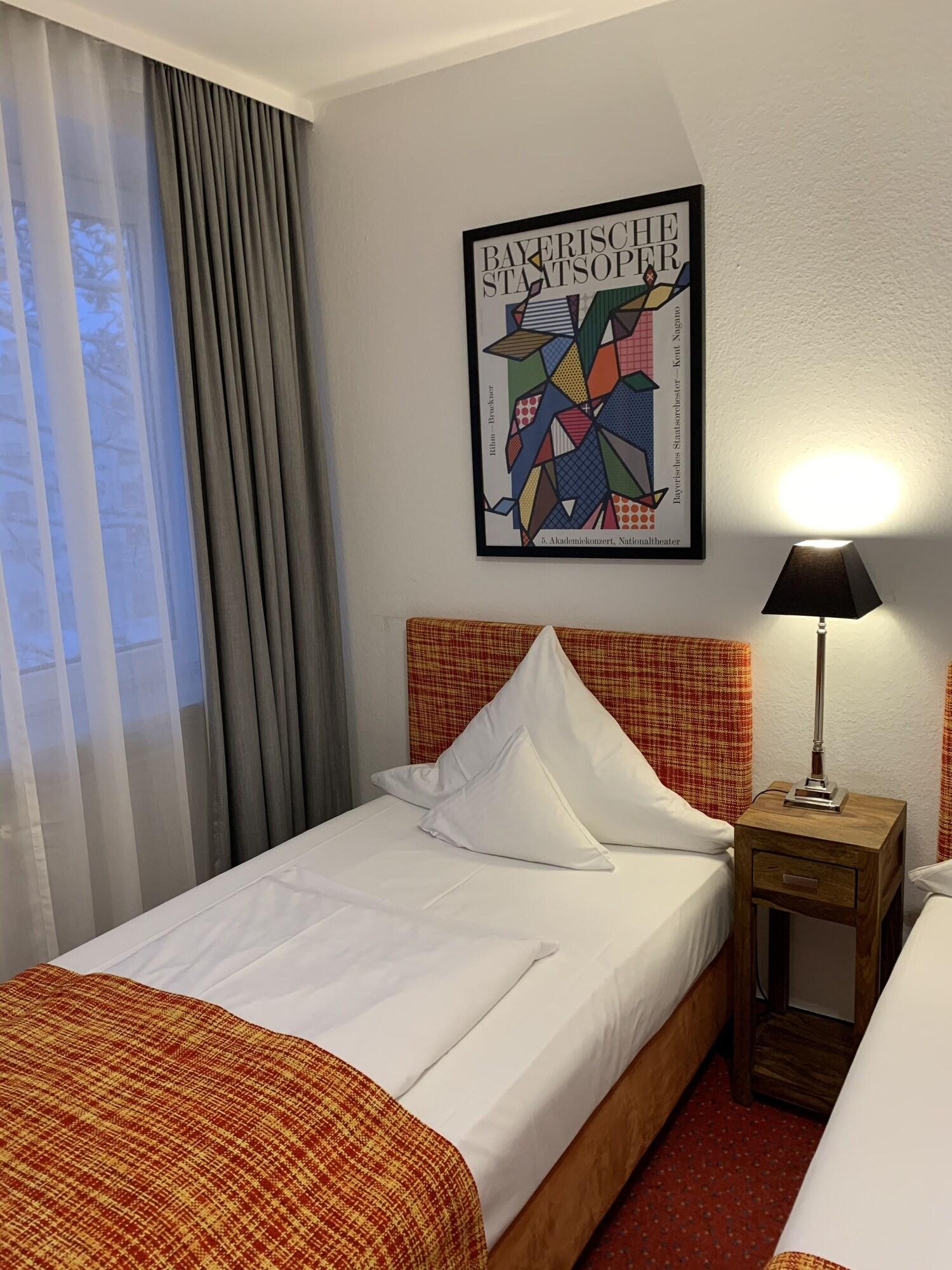 Triple City View Two Beds