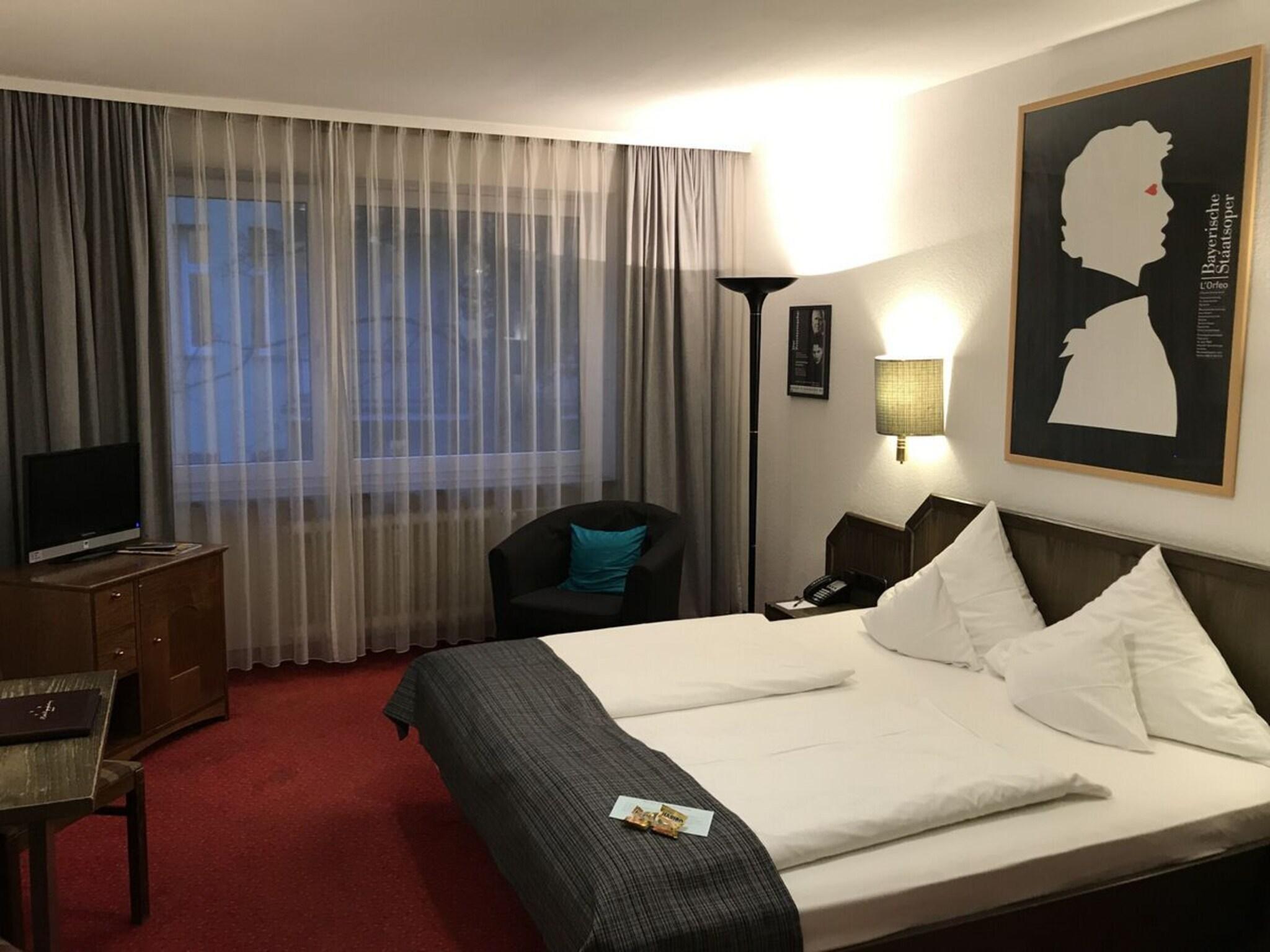 Triple City View Two Beds