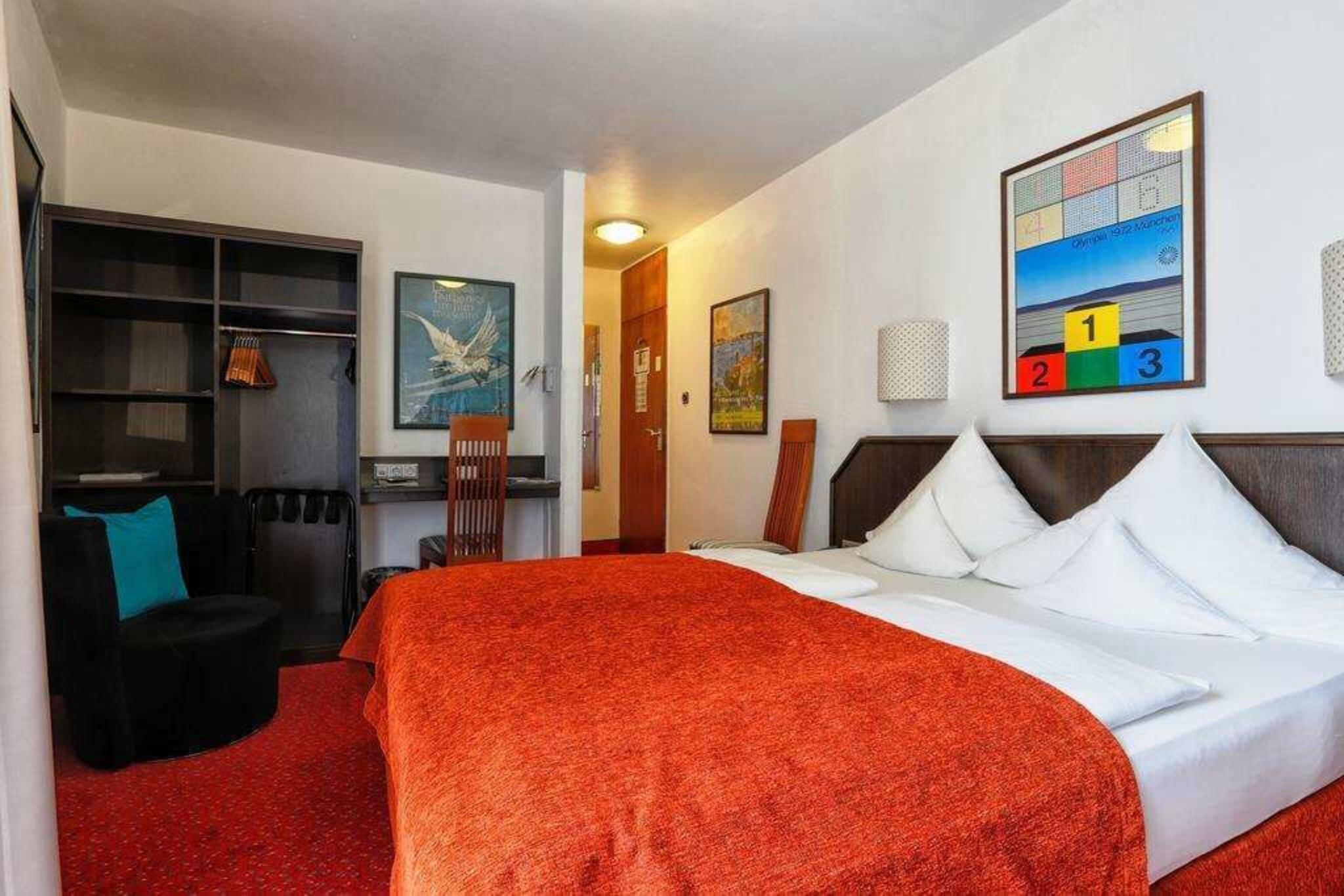 Single Superior with Views