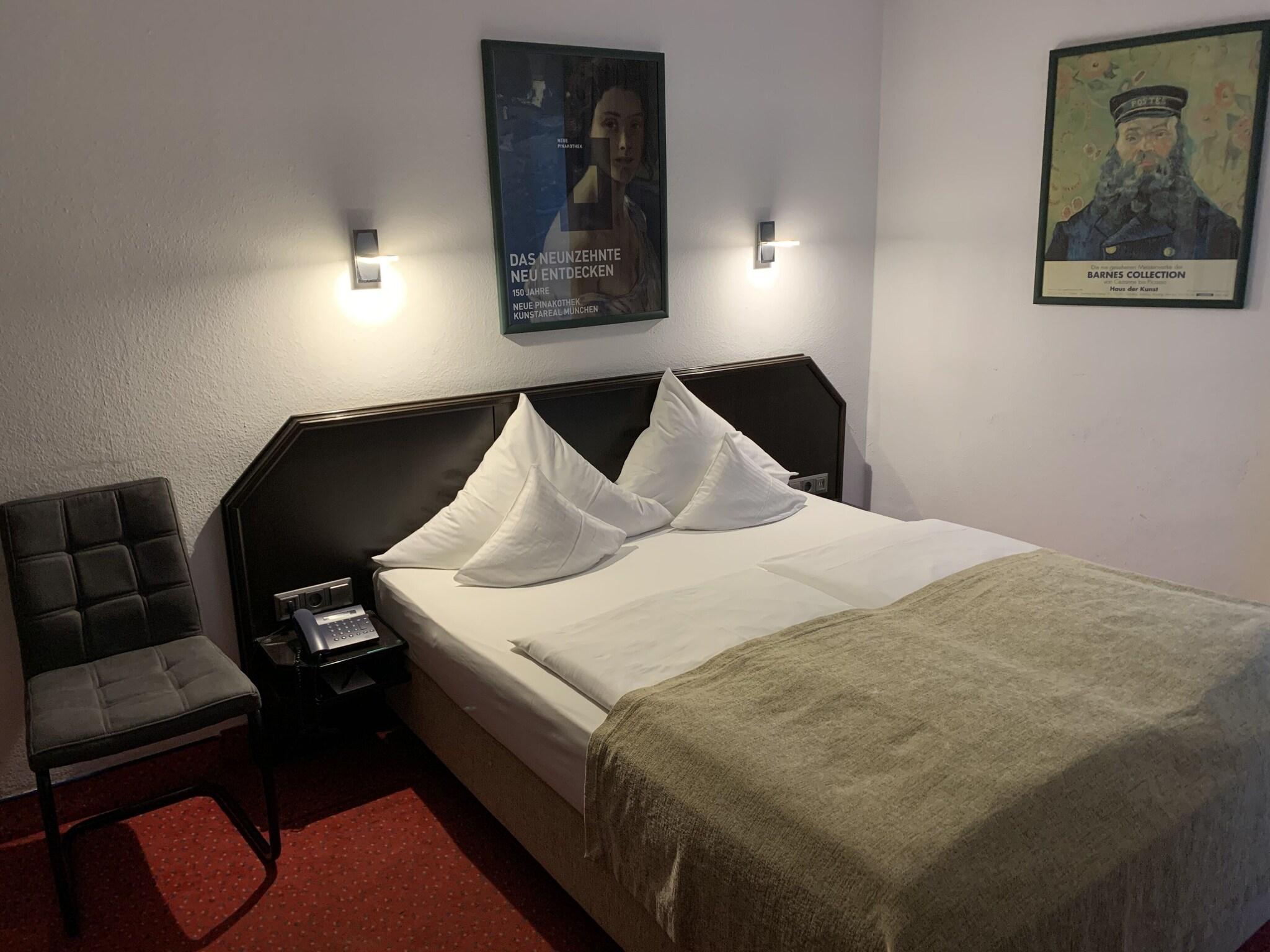 Single Superior with Views