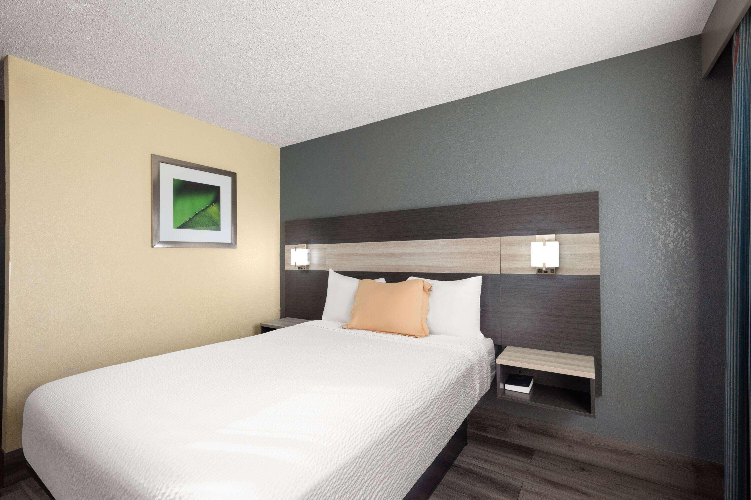 Room Queen Bed Non Smoking