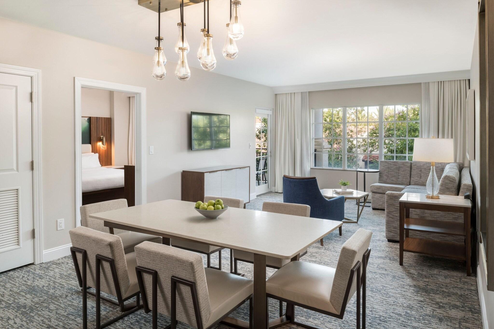 Villa Accessible King Size Bed