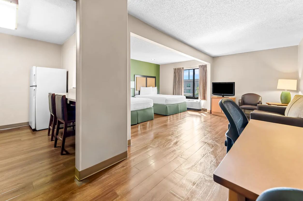 Double Two Queen Beds