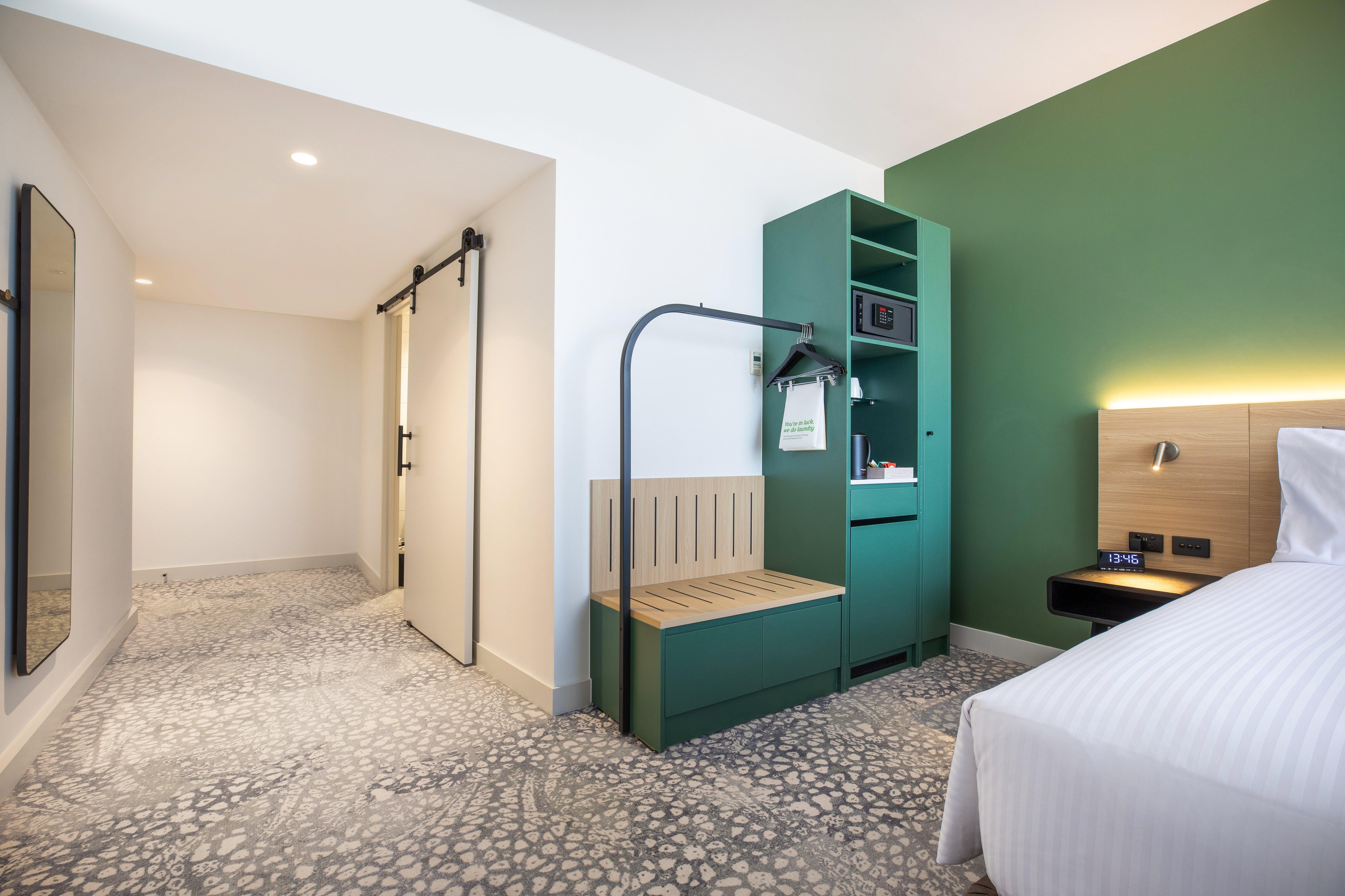 Double Accessible-queen Size Bed