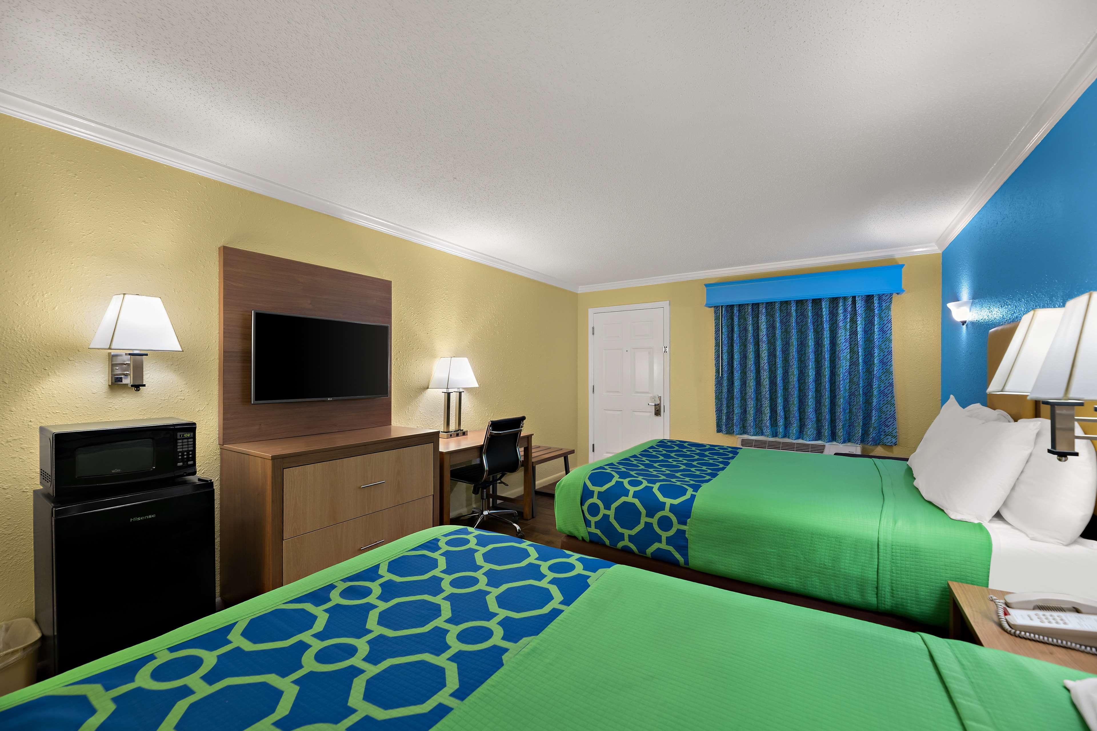 Room Two Queen Beds Non Smoking