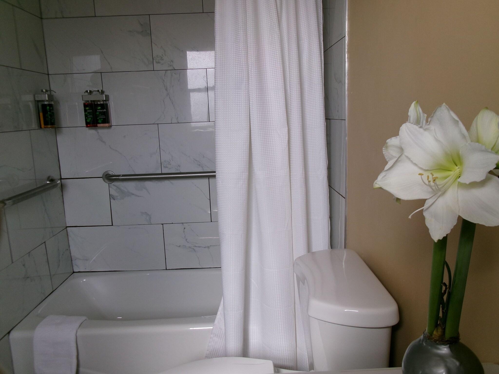 Double Ocean View King Bed