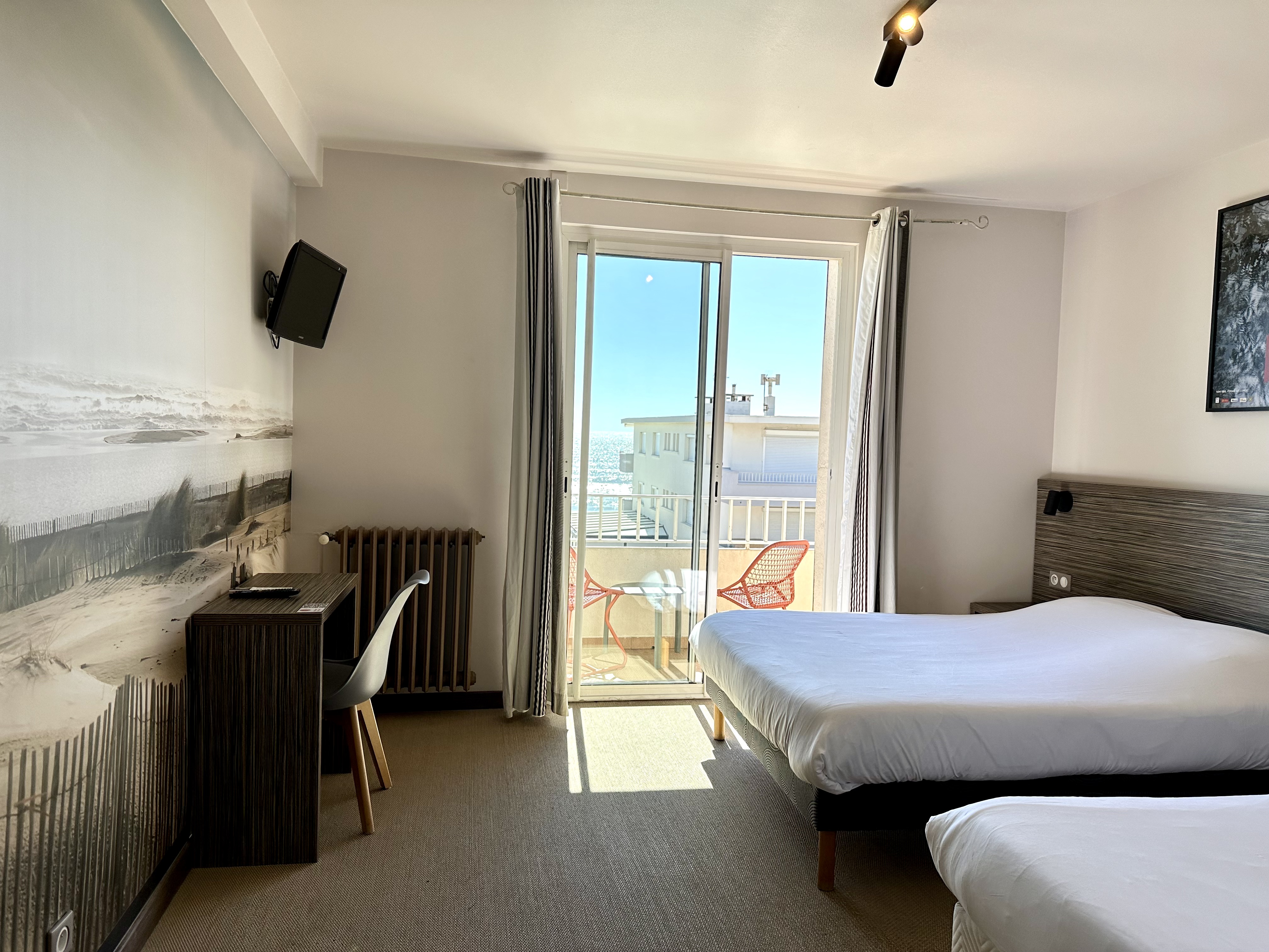 Quadruple with Balcony