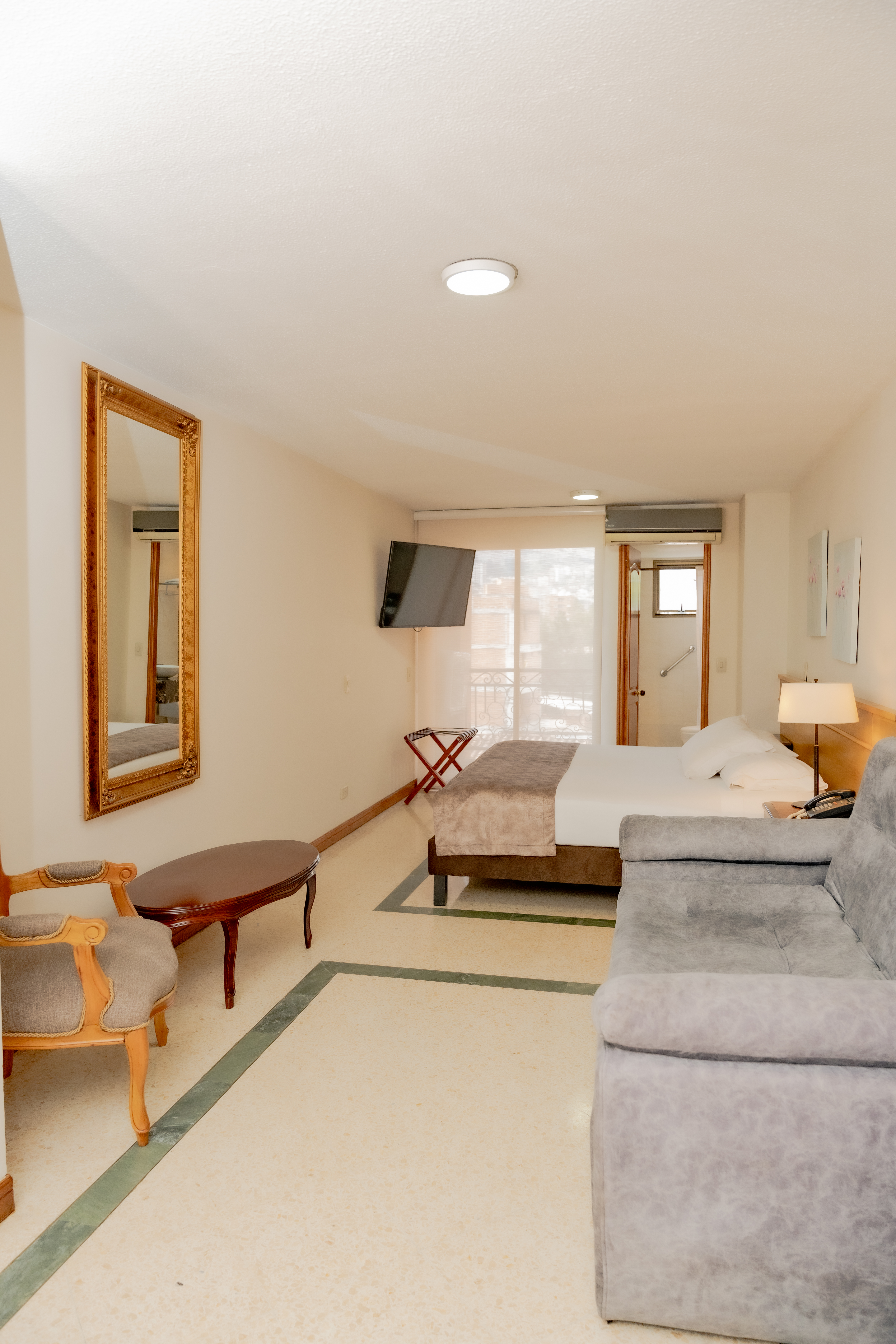 Junior Suite Standard