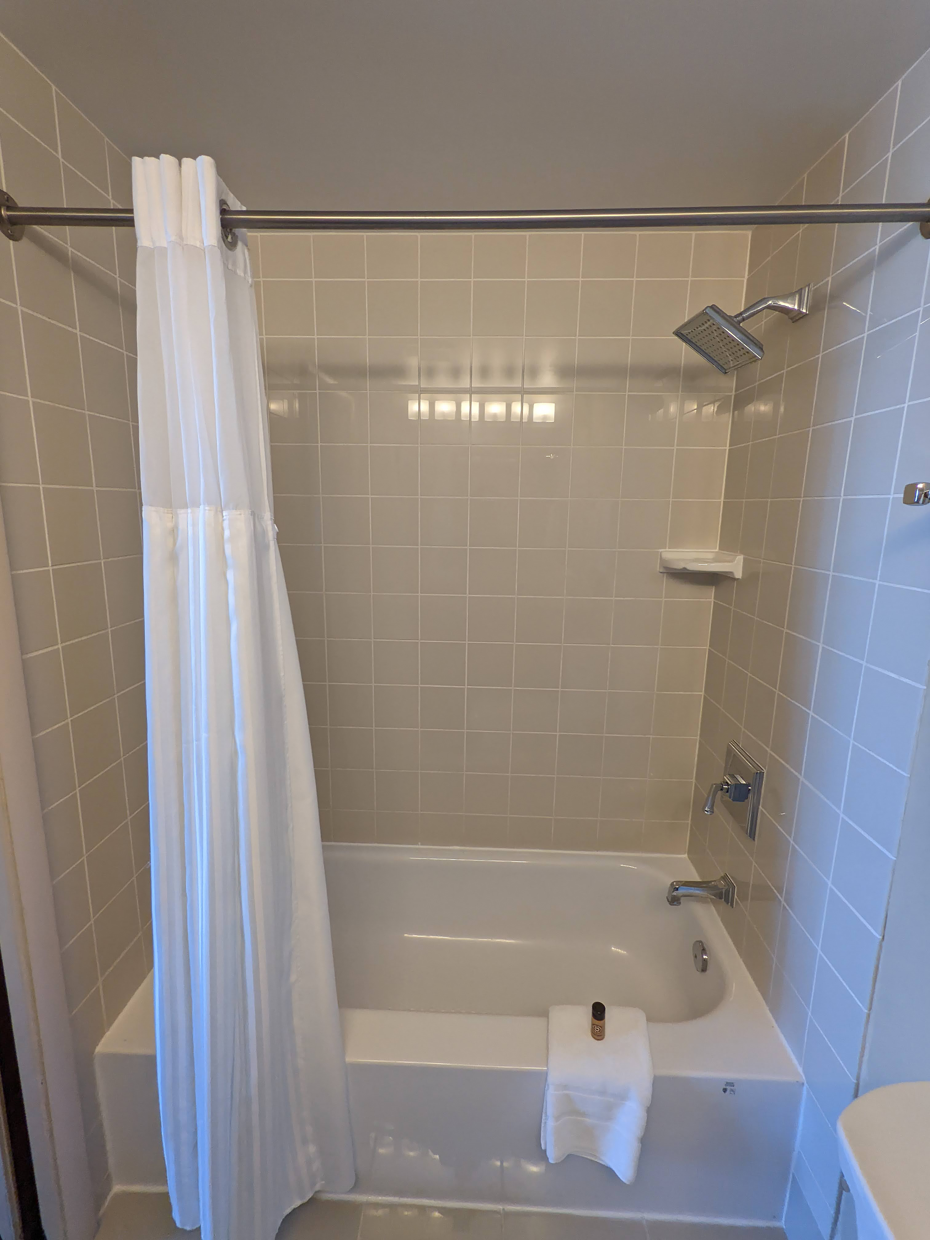 Double Deluxe King Bed