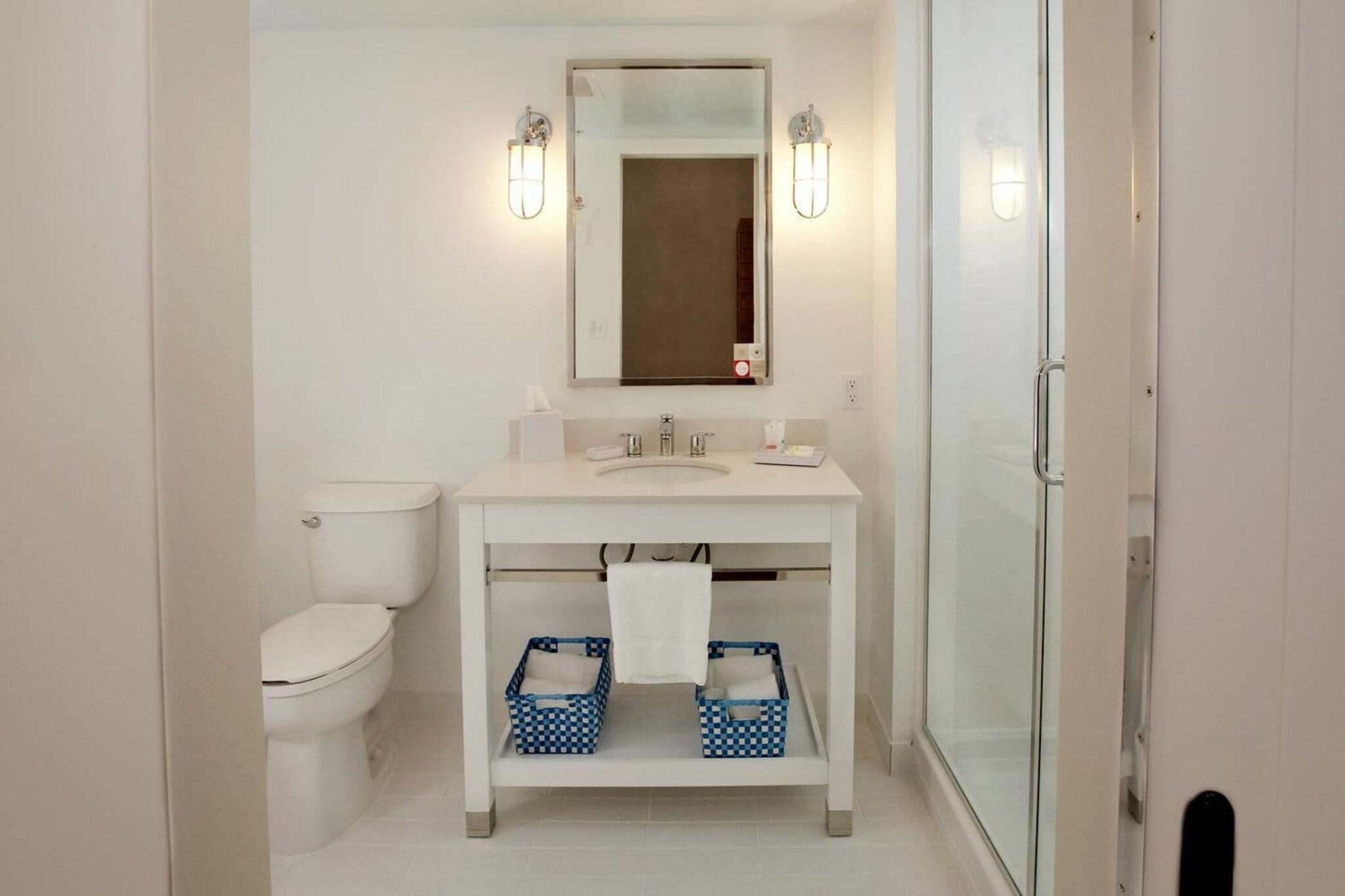 Double Queen Size Bed