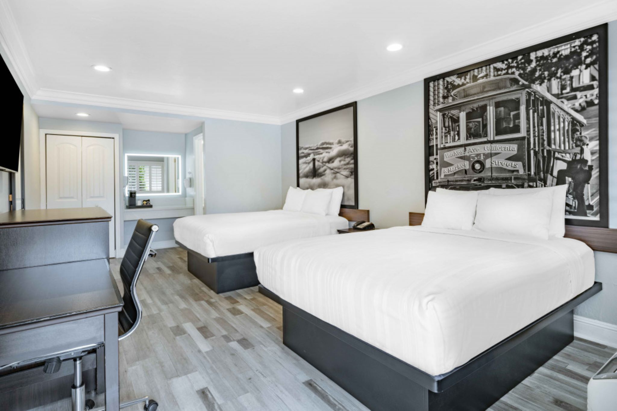 Quadruple Two Queen Beds