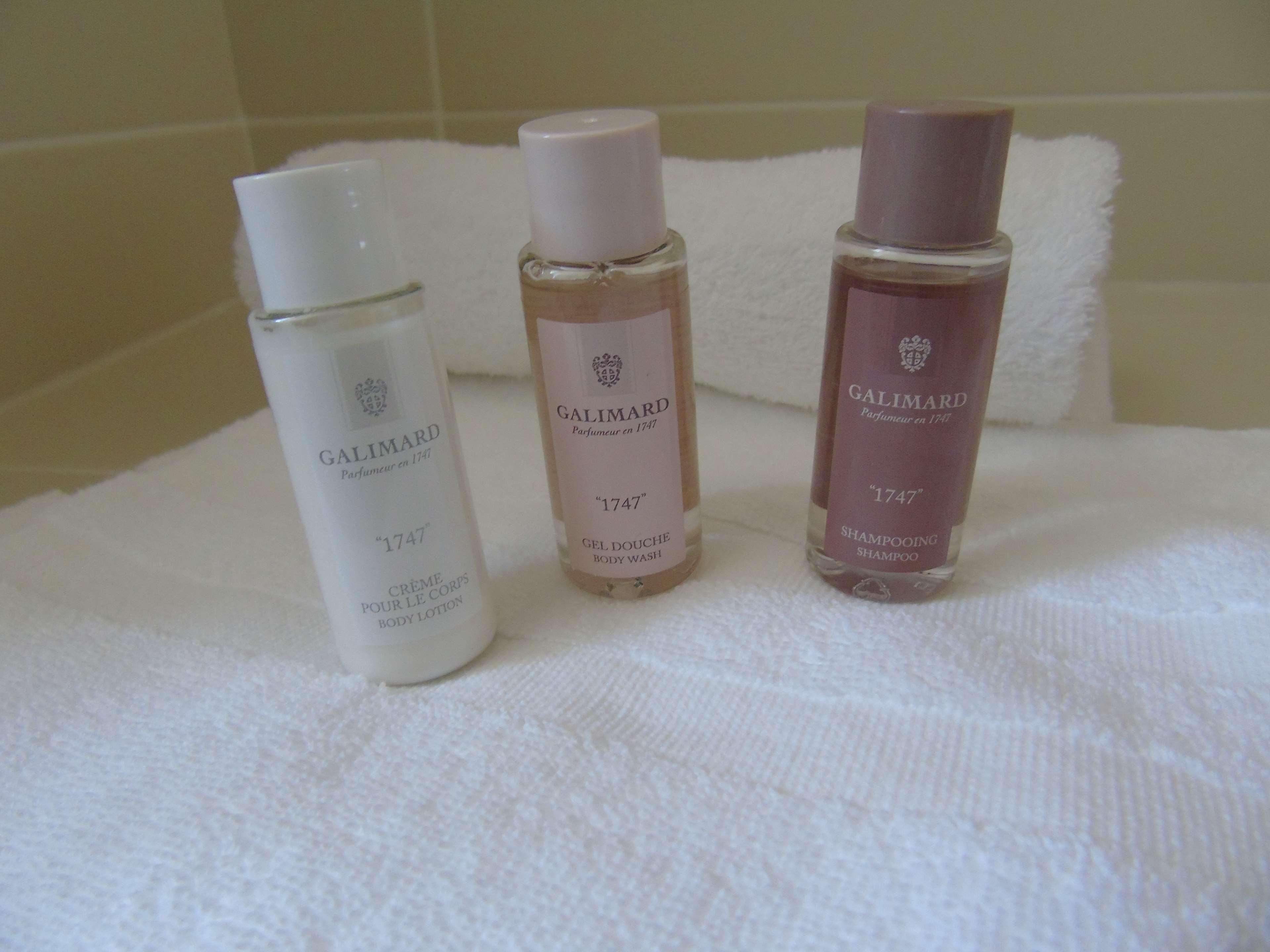 Triple Deluxe King Bed