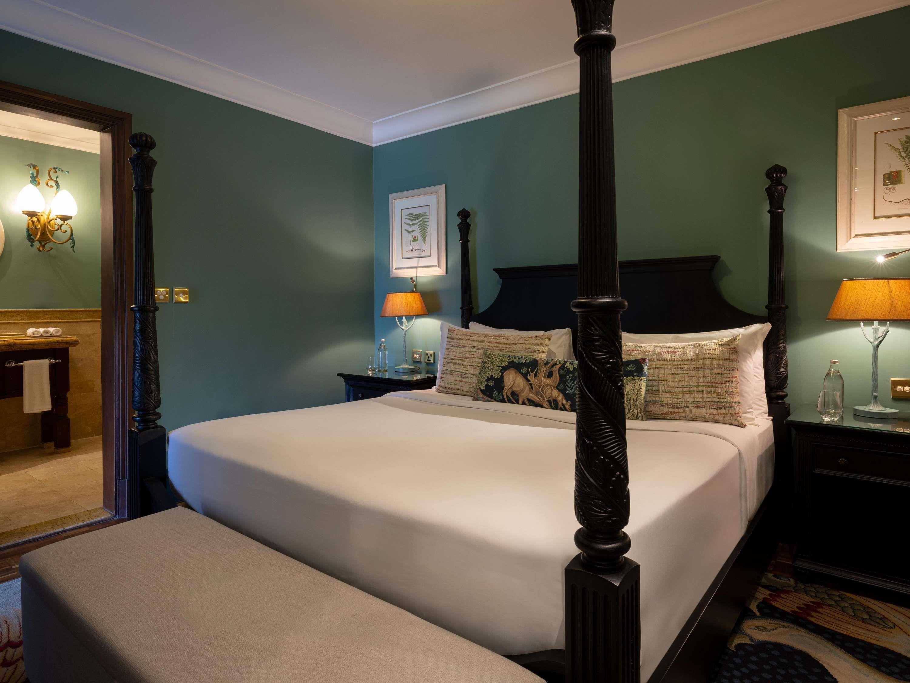 Suite Garden View King Bed