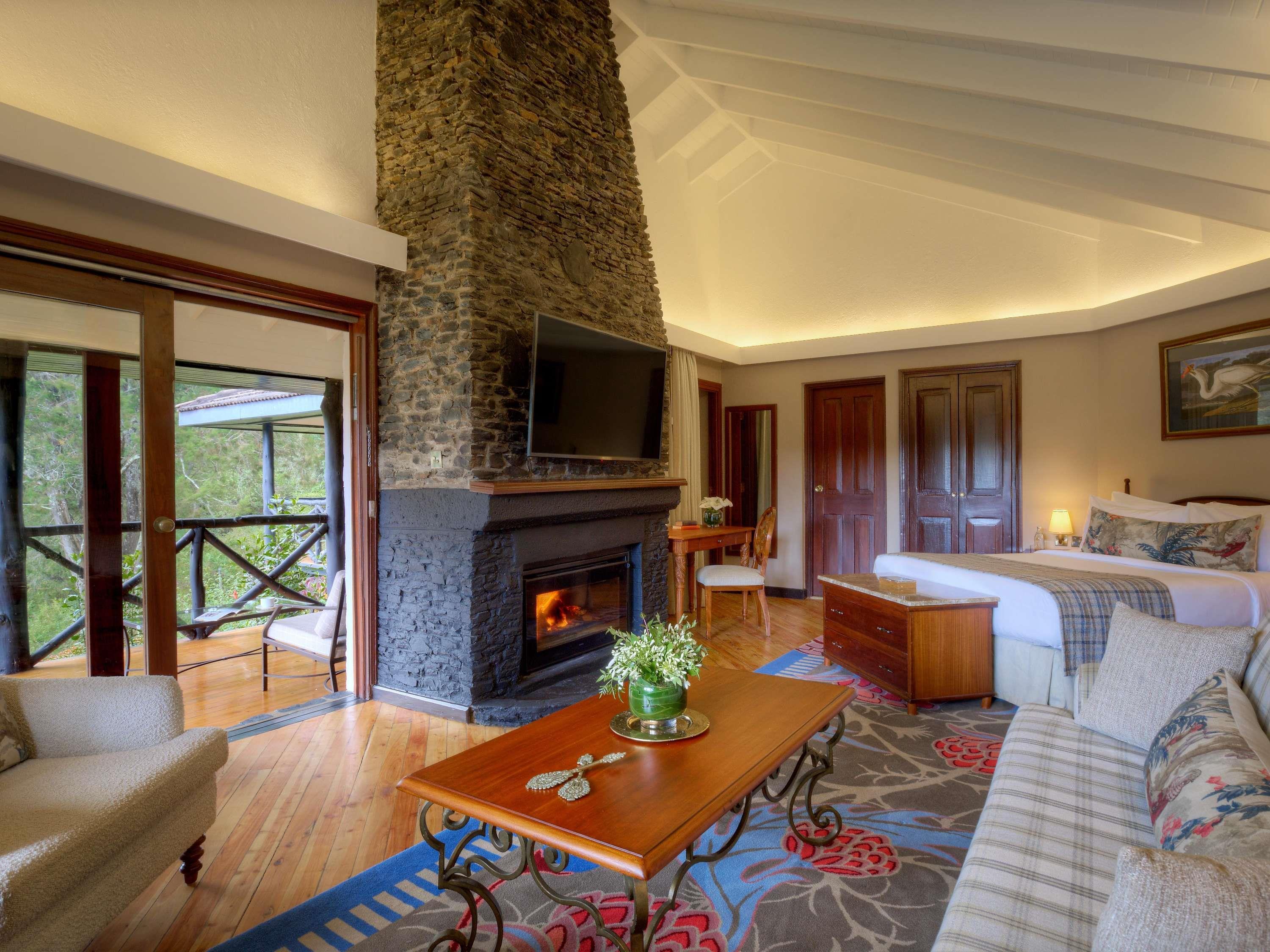 Double Deluxe with Views