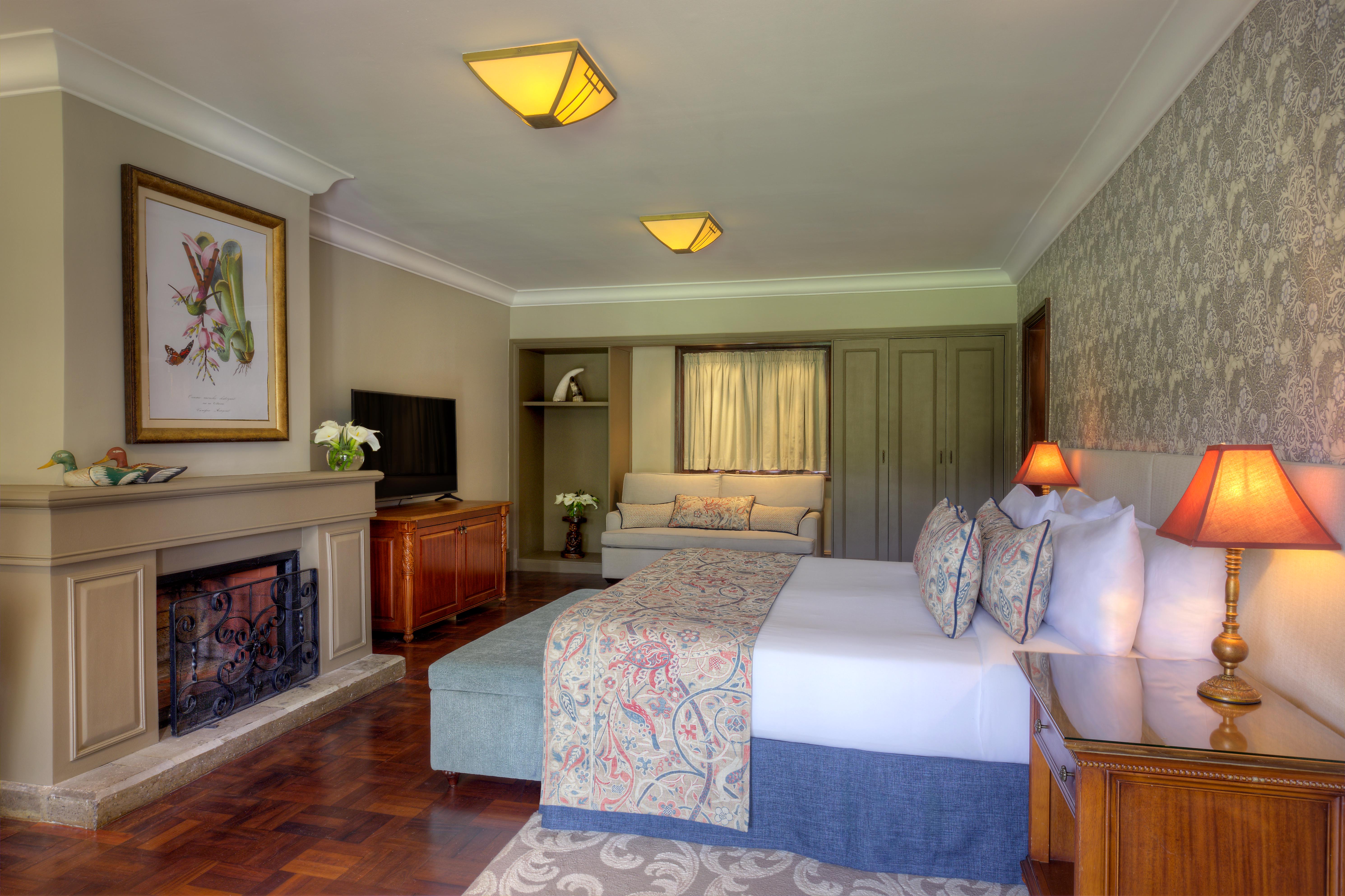 Double Deluxe Queen Bed