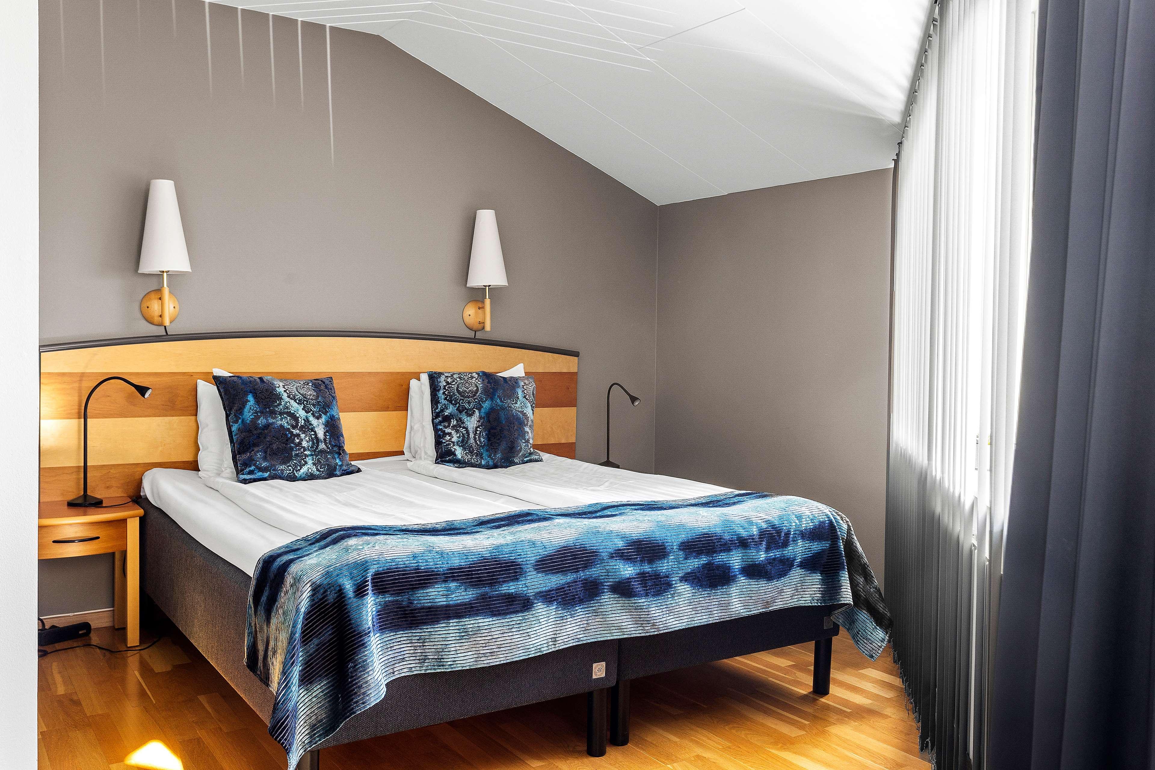 Room King Bed Non Smoking