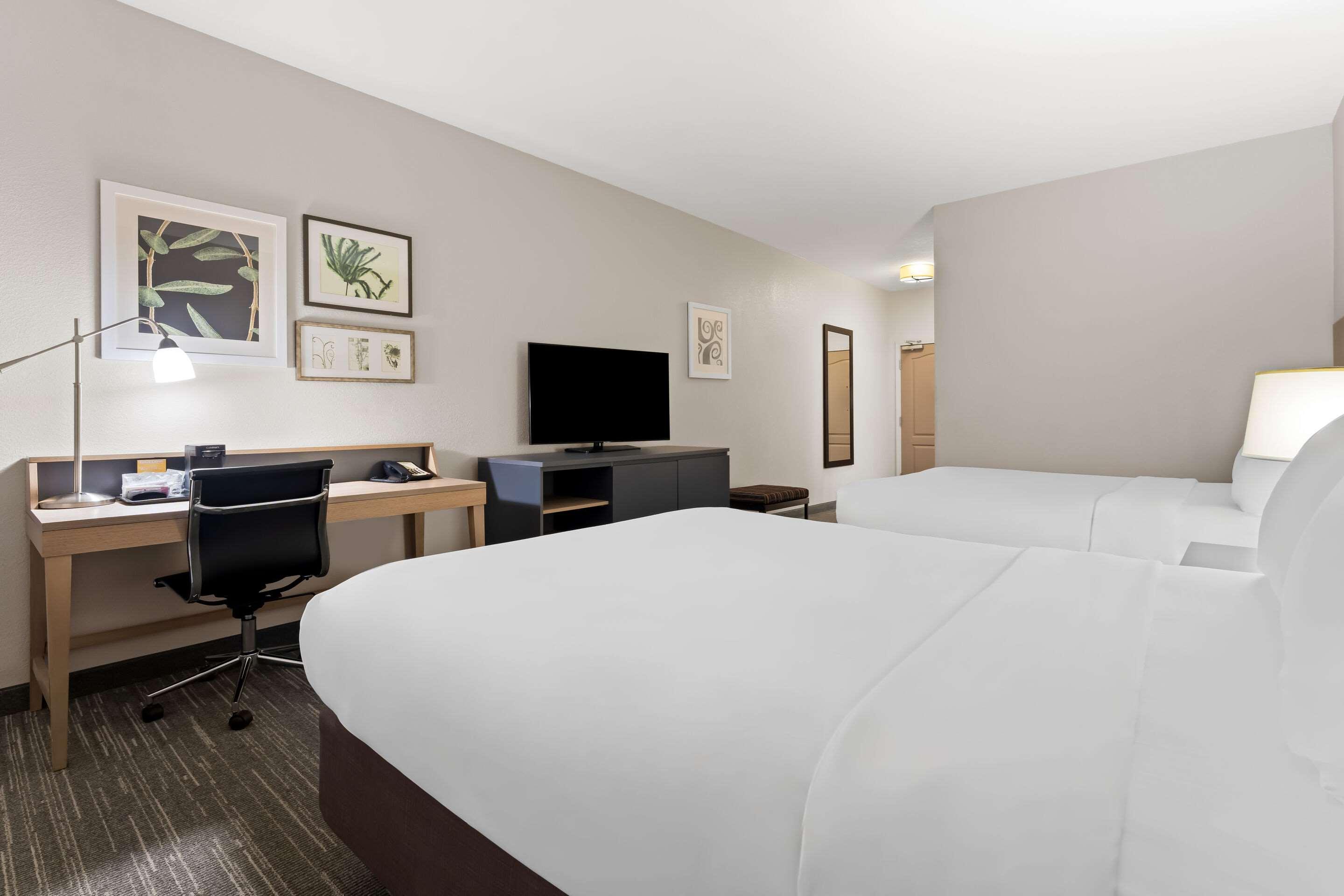 Room Accessible-two Queen Beds