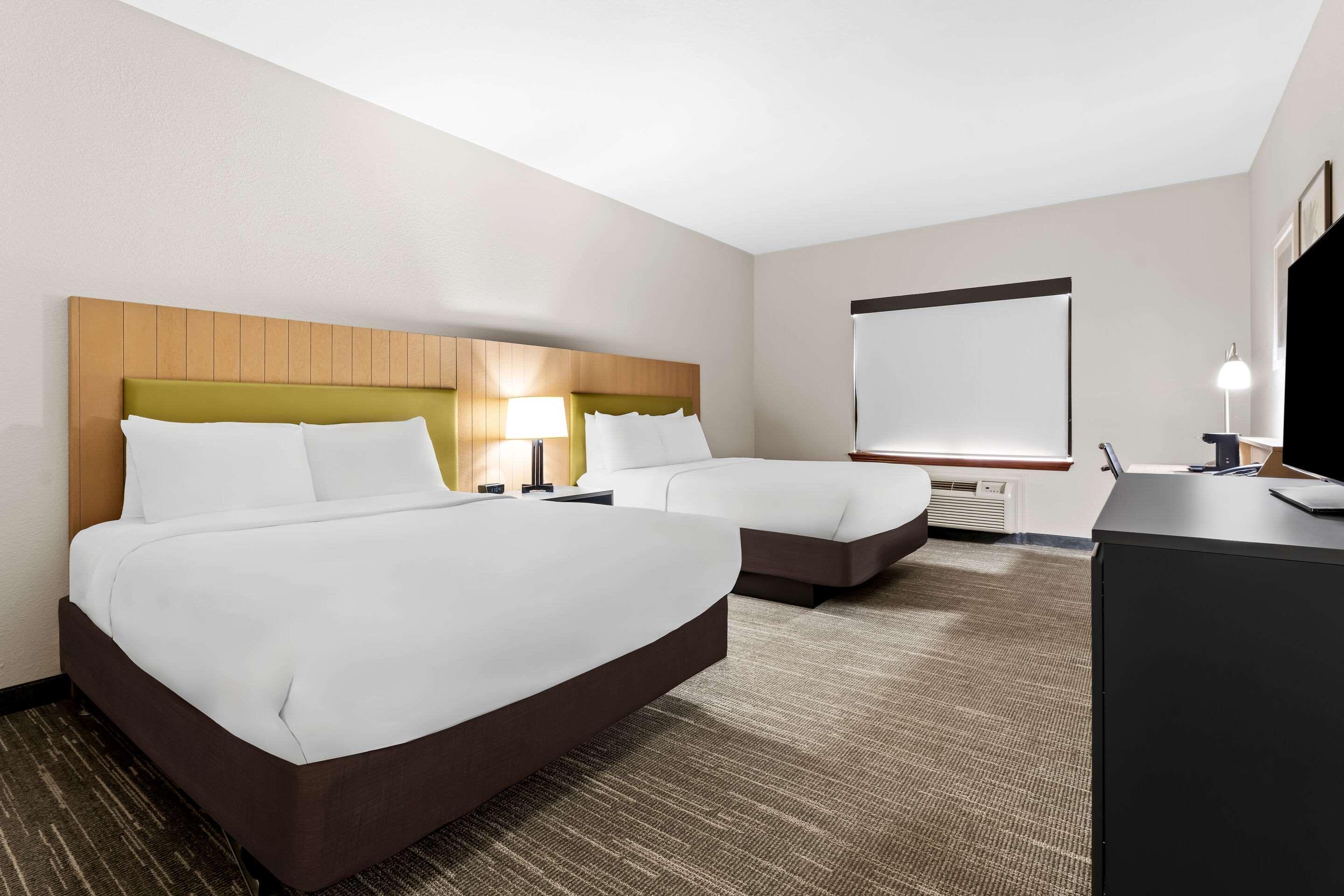 Room Accessible-two Queen Beds