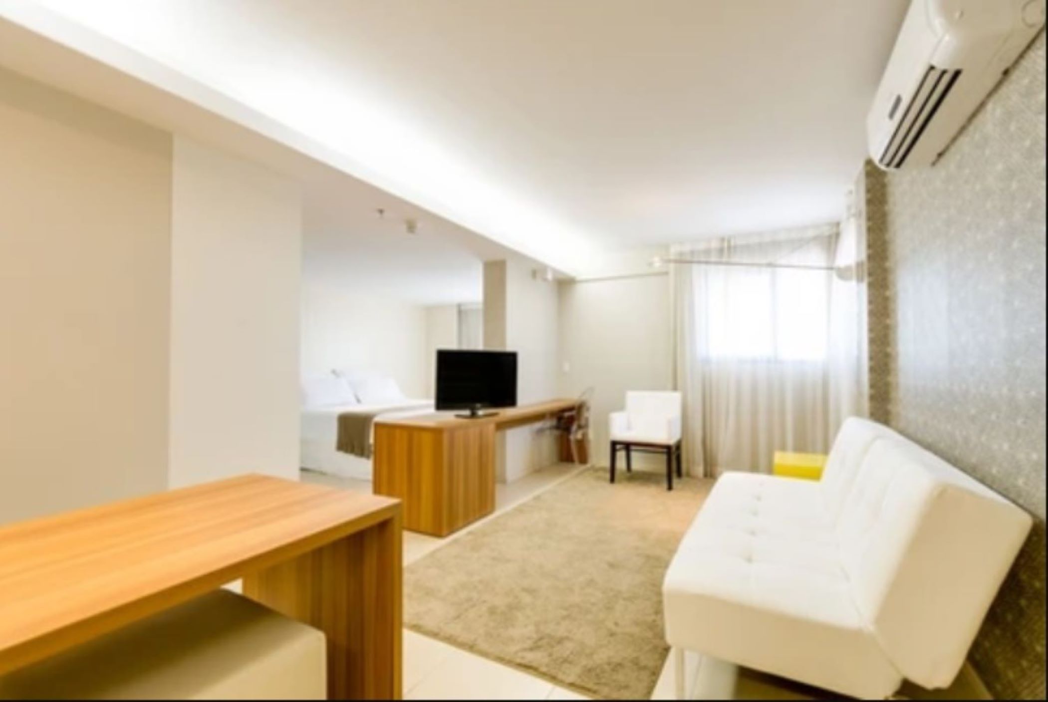 Triple Deluxe City View