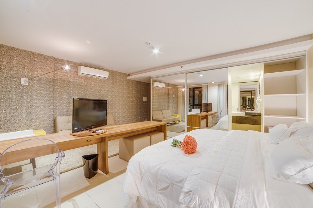 Double Partial Ocean View King Bed