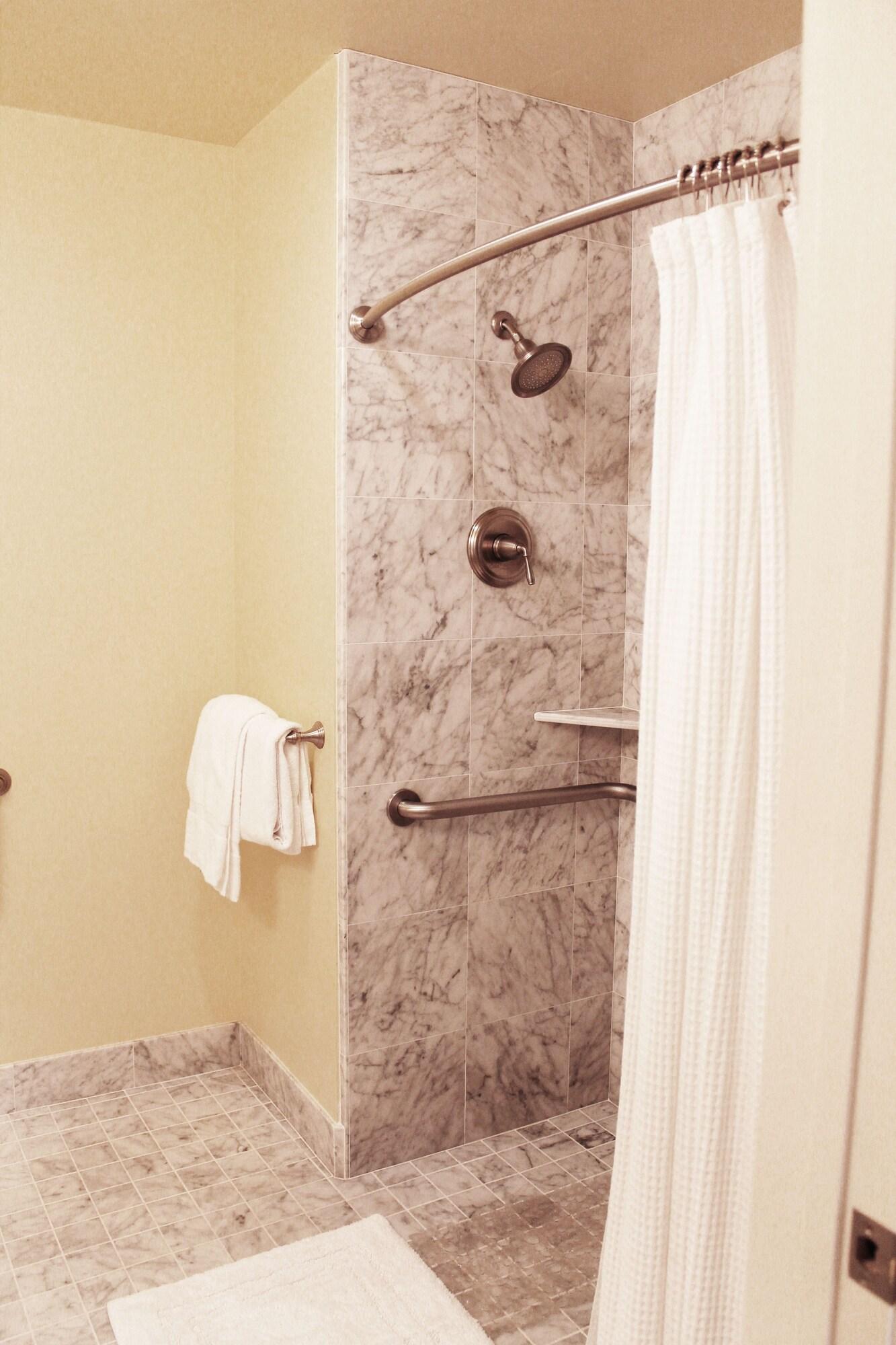 Double Queen Size Bed