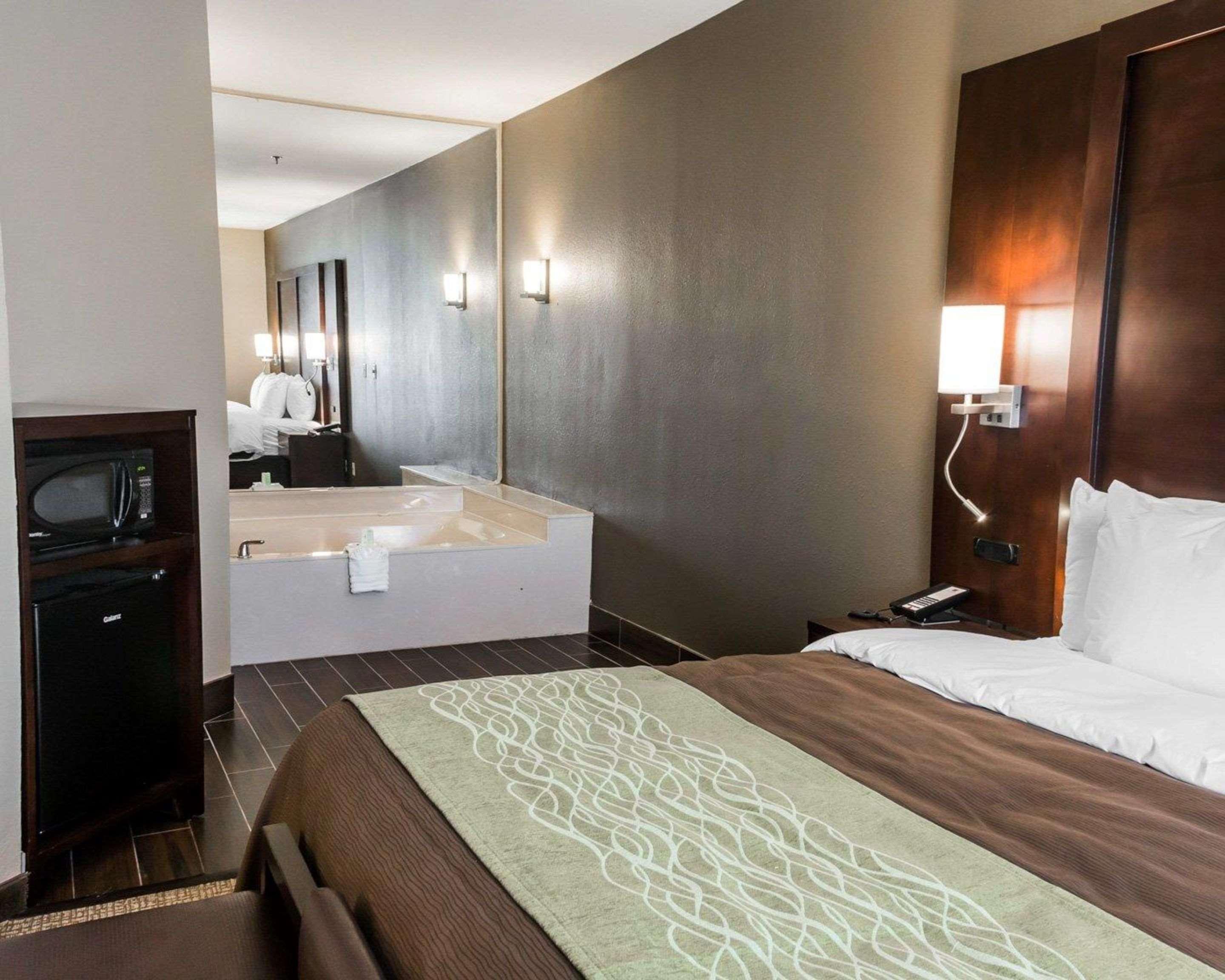 Double Two Queen Beds Non Smoking