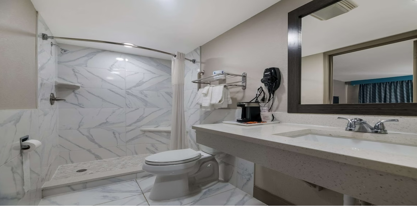 Quadruple Two Double Beds