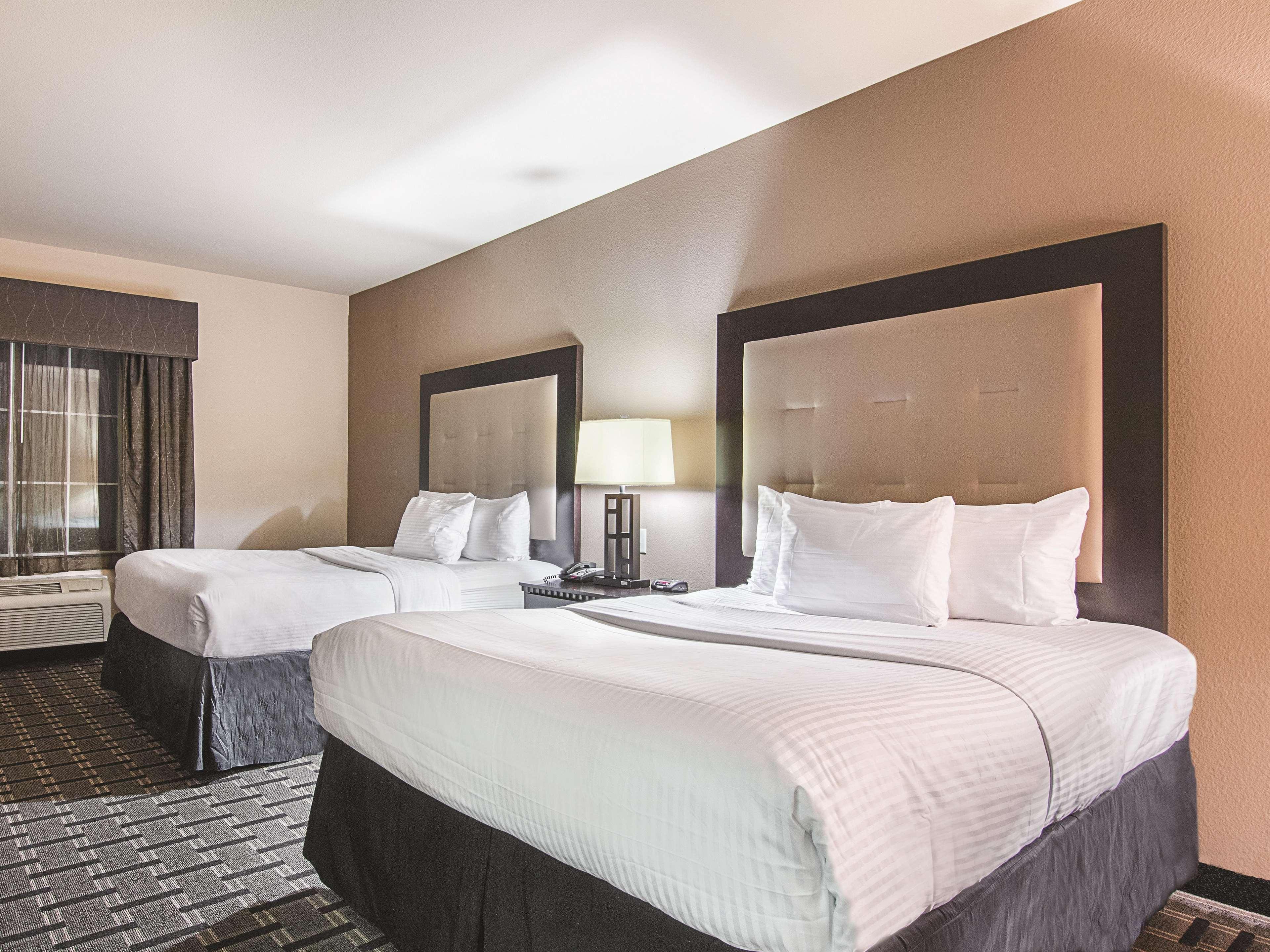 Suite Two Queen Beds