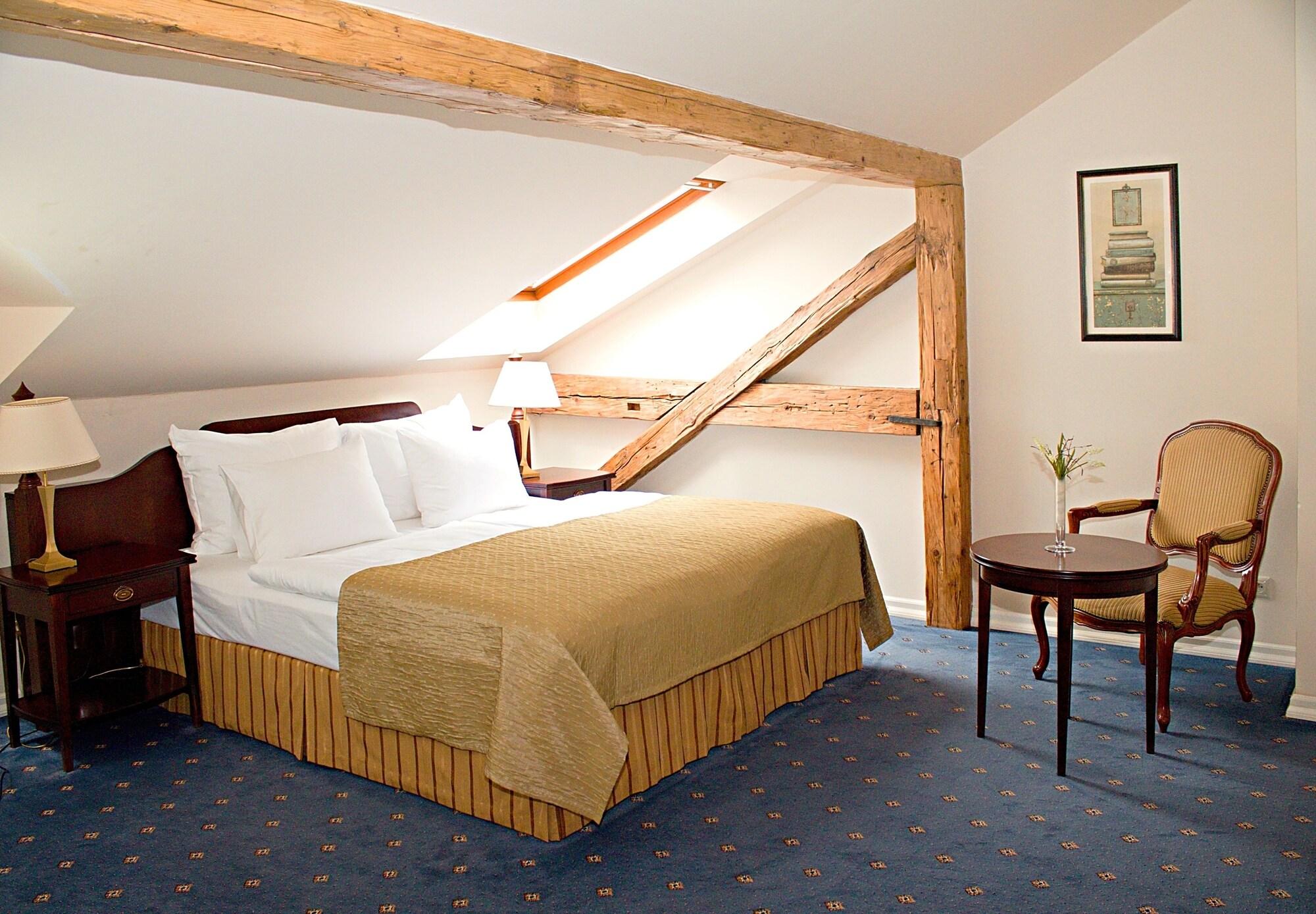 Double or Twin Comfort