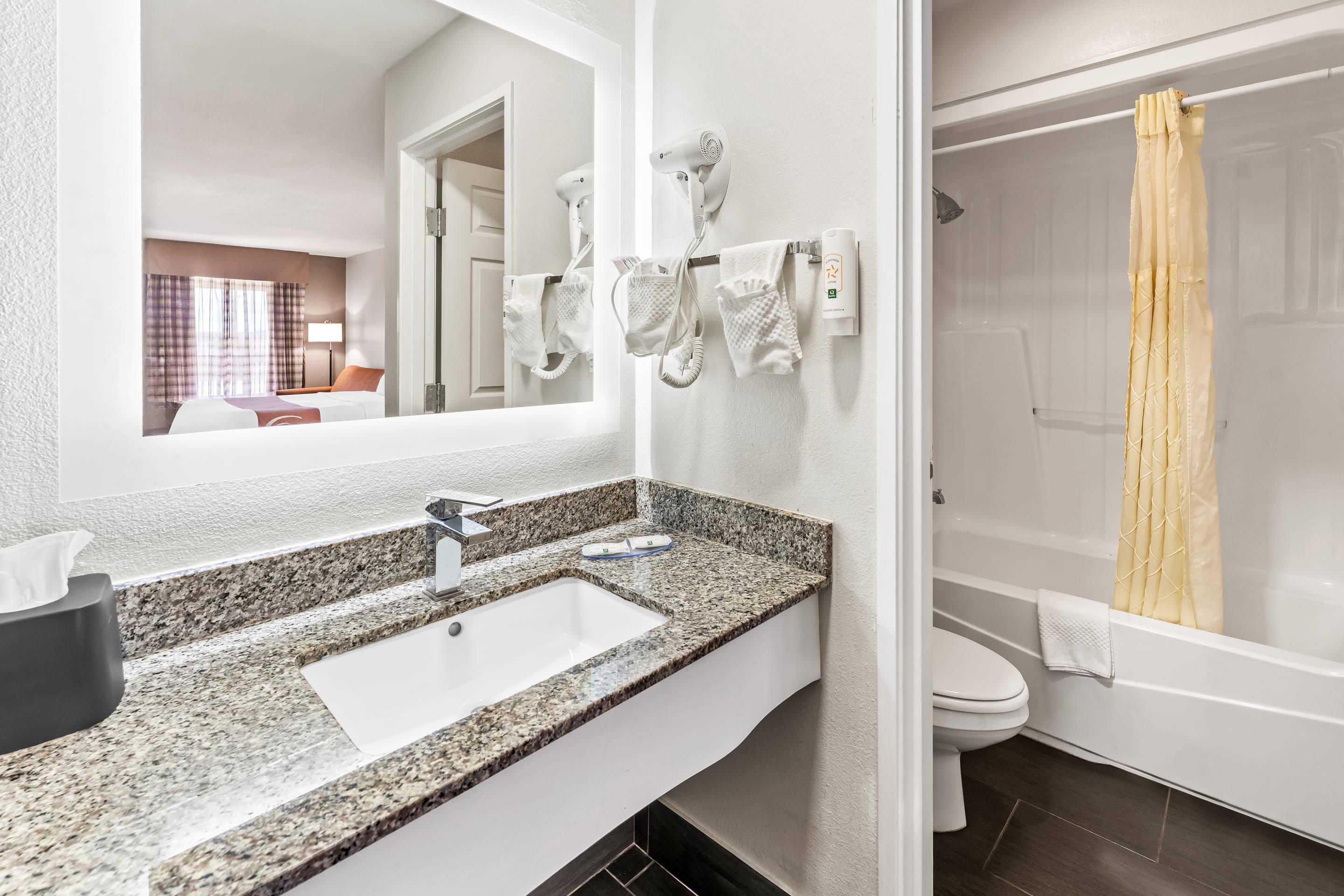 Quadruple Two Queen Beds