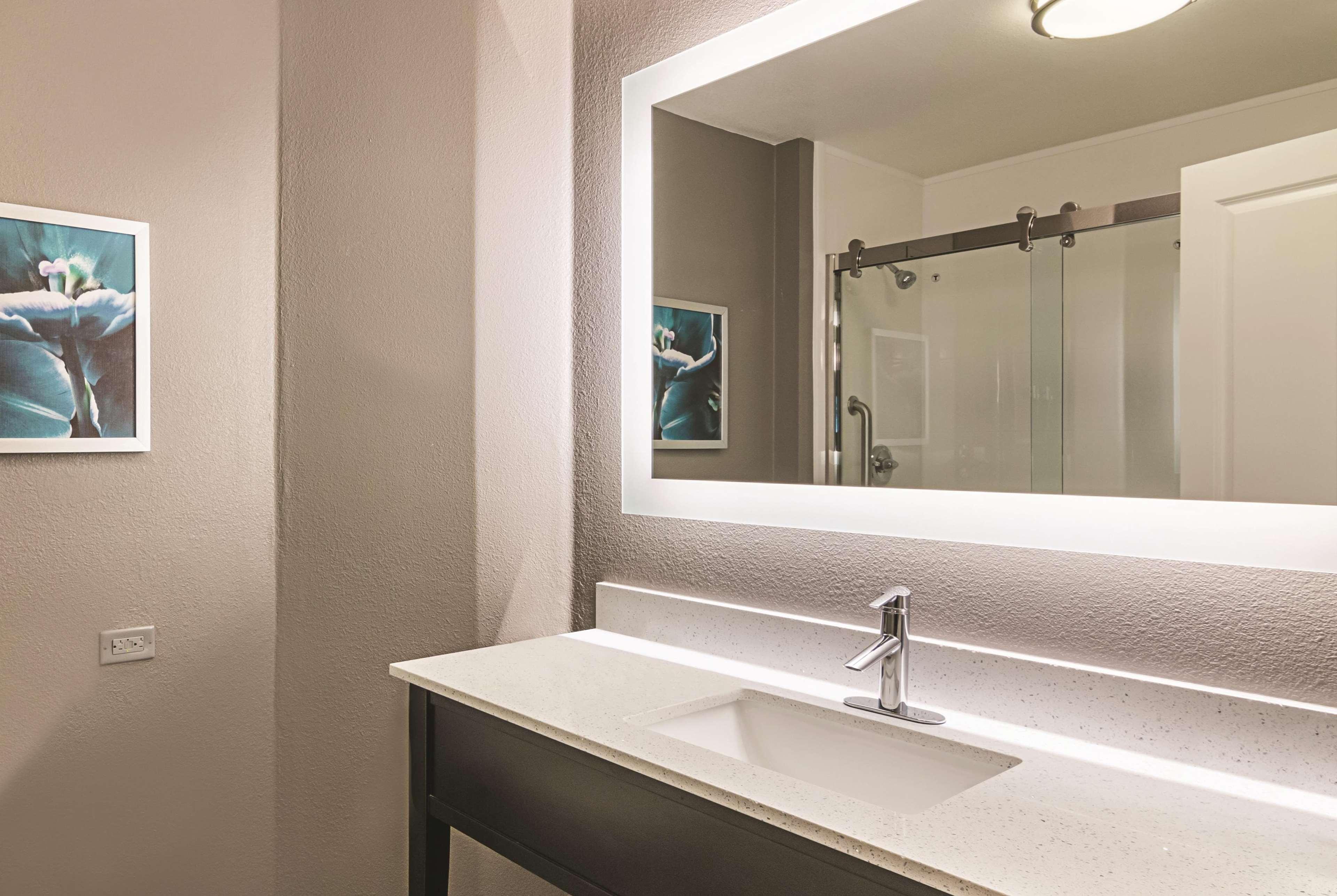 Double Executive King Bed