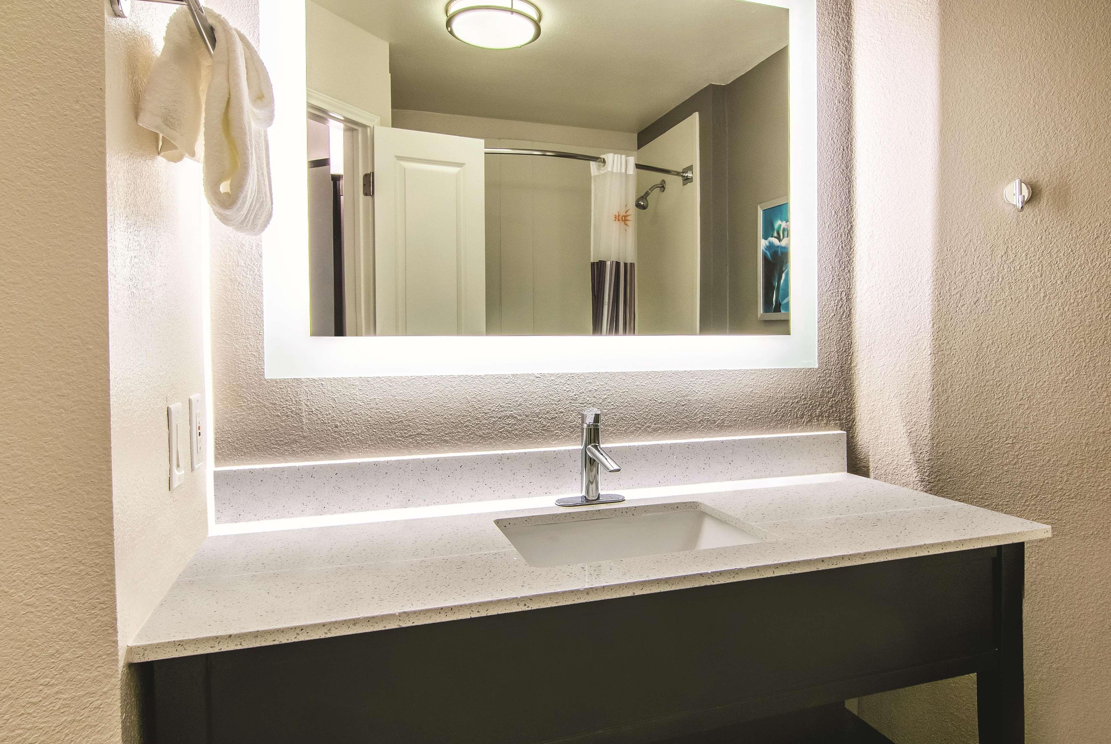 Room Two Double Beds Non Smoking