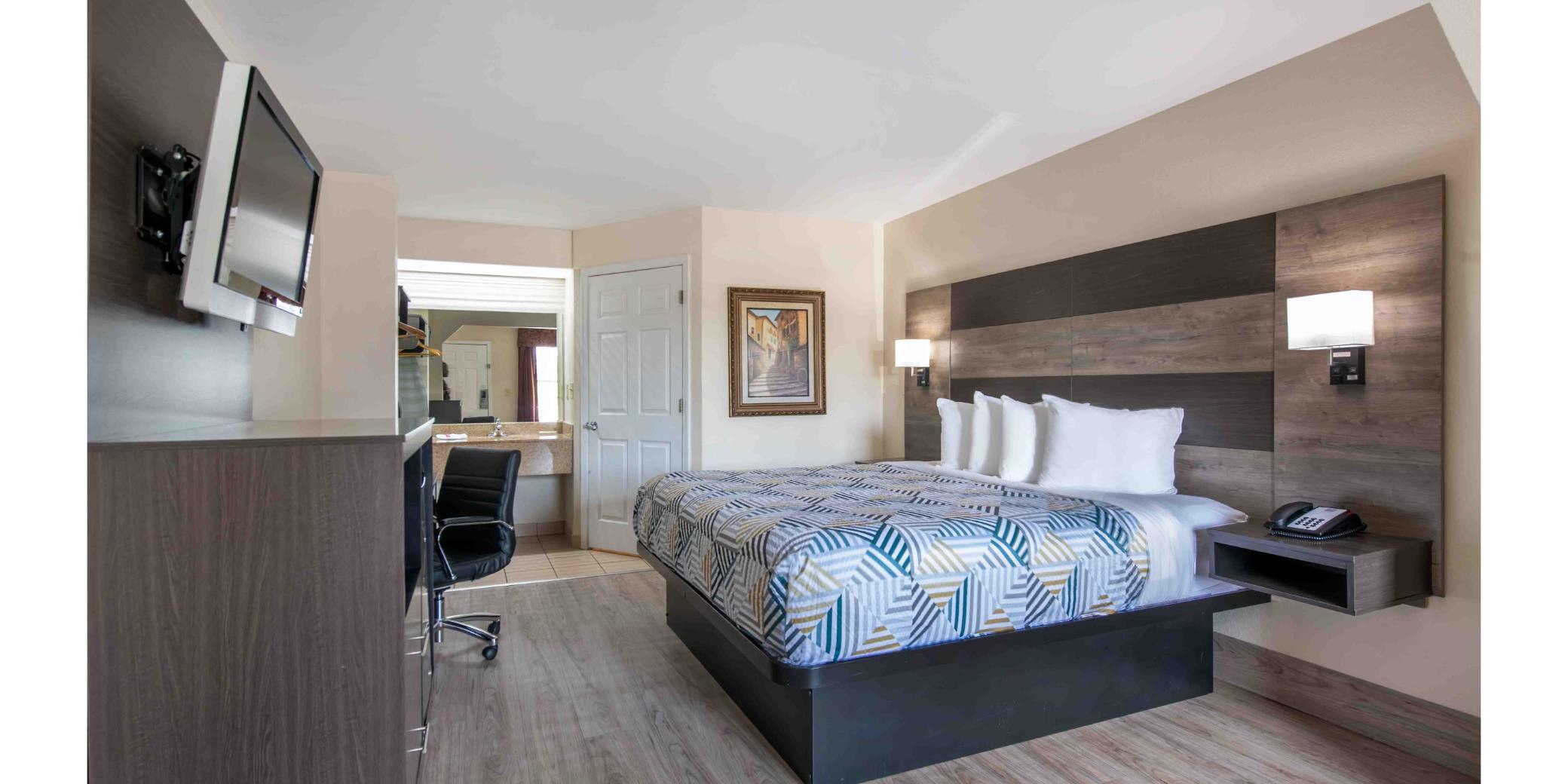 Room Accessible King Size Bed