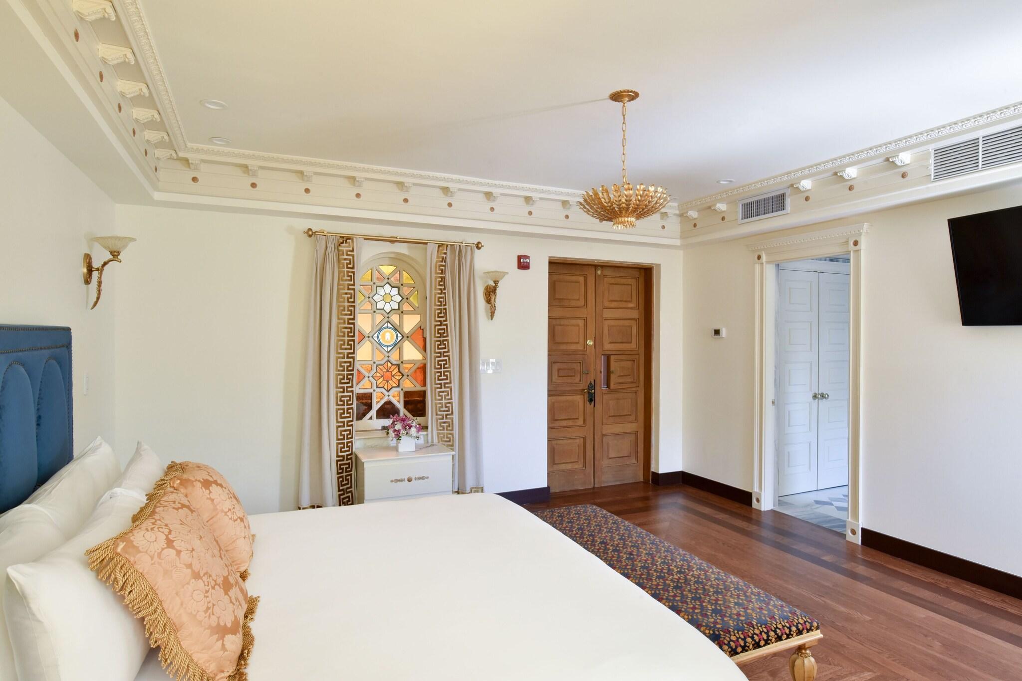 Suite Premier City View