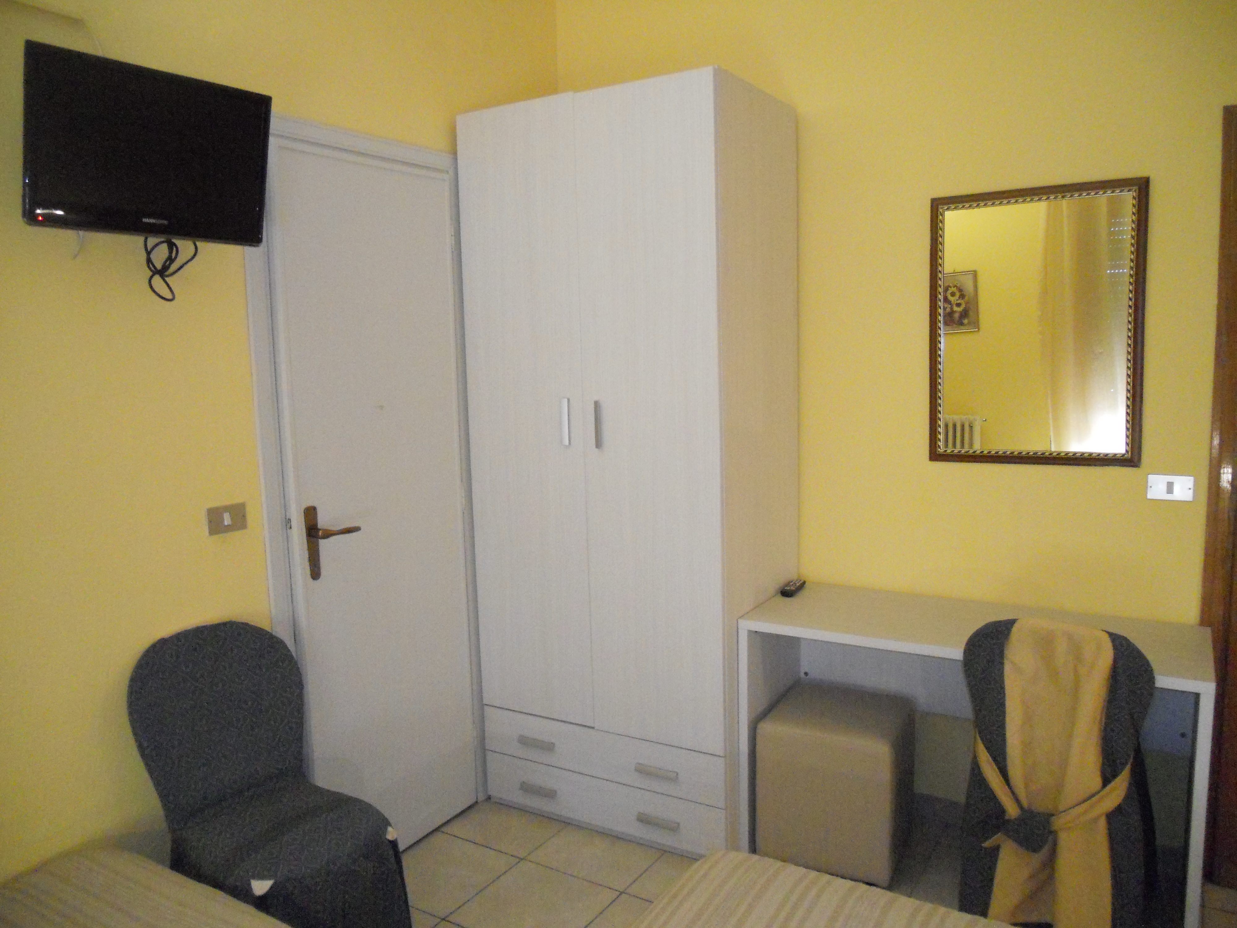 Double or Twin Standard