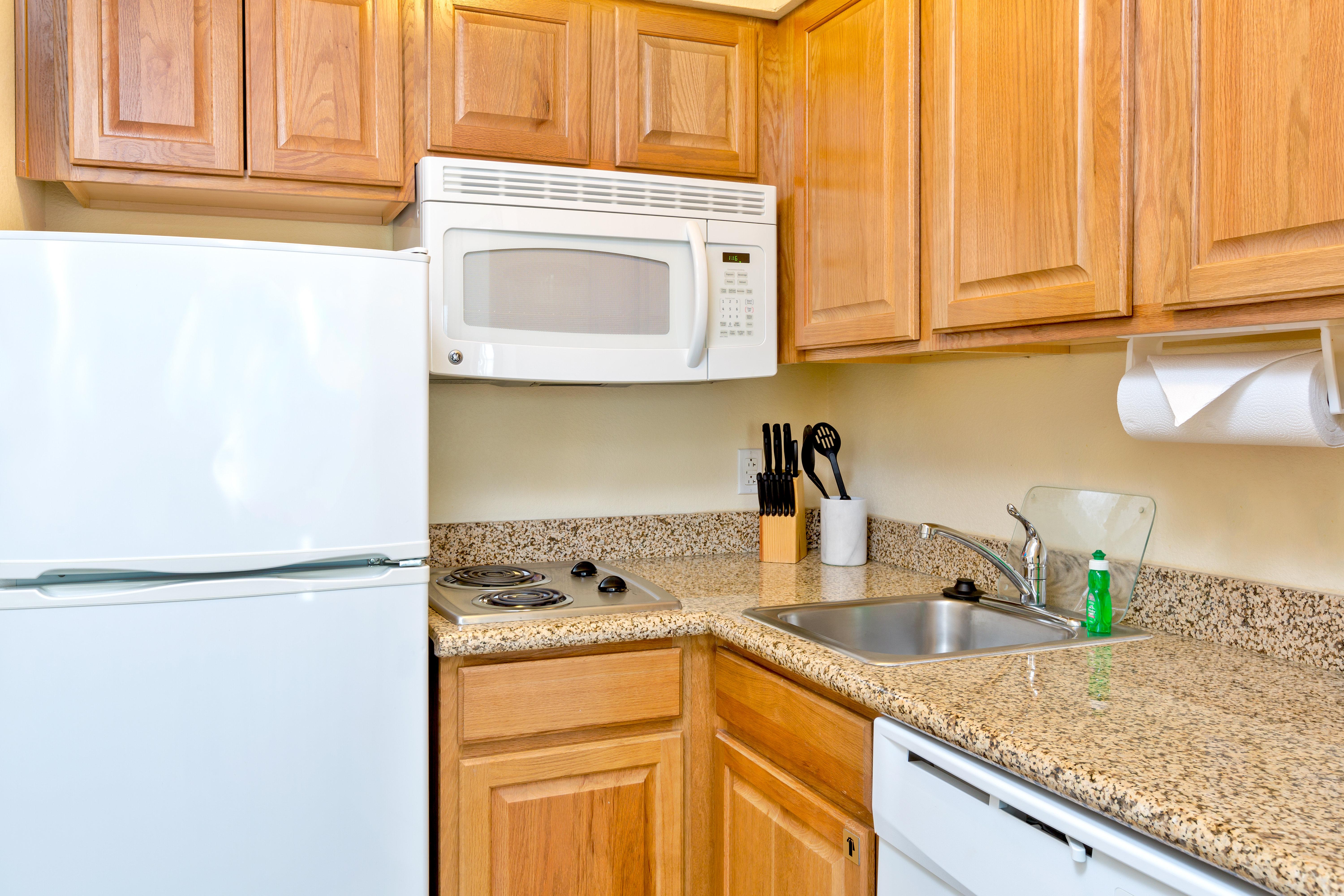 Studio Queen Size Bed