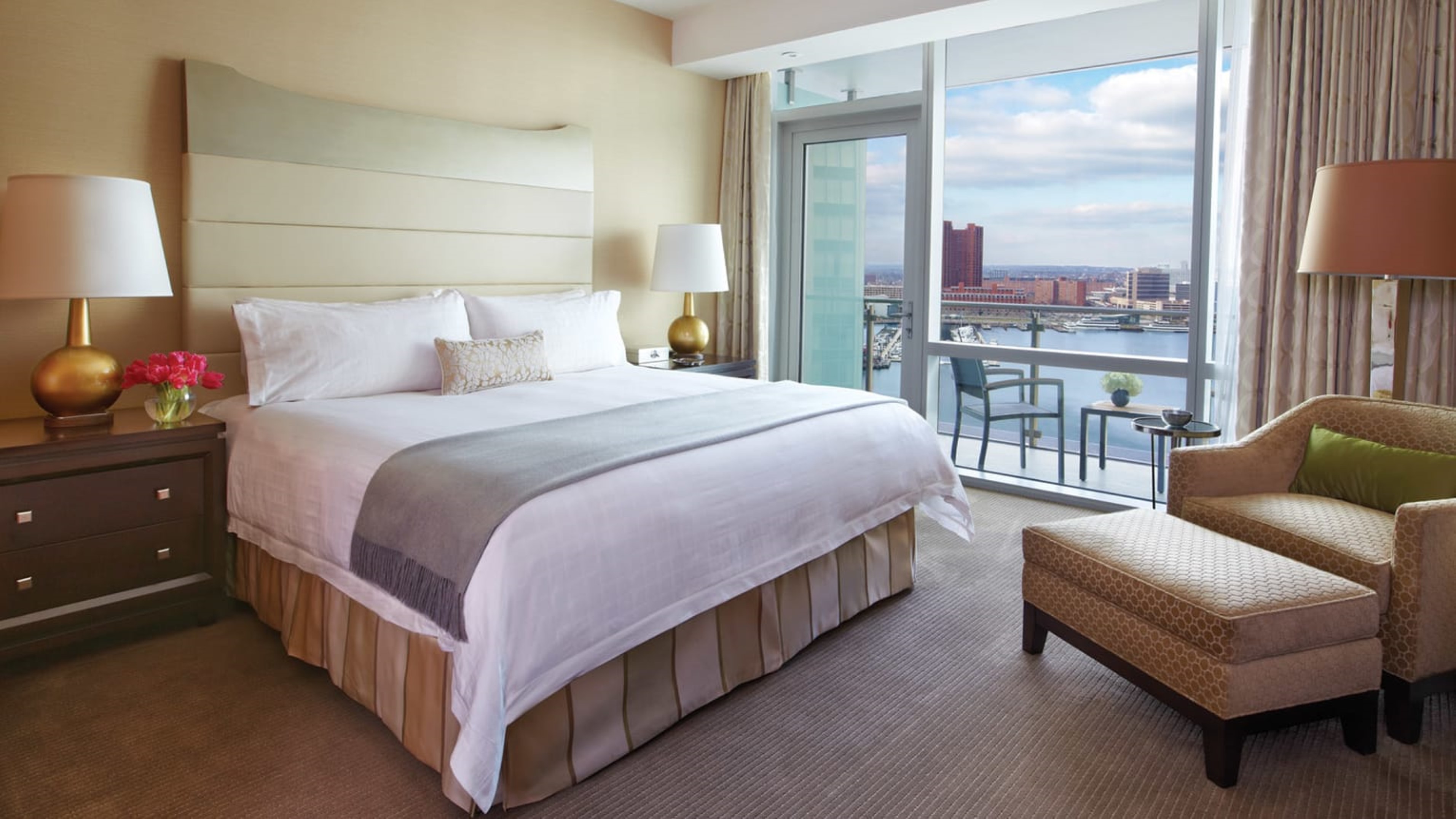 Suite King Bed One Bedroom 