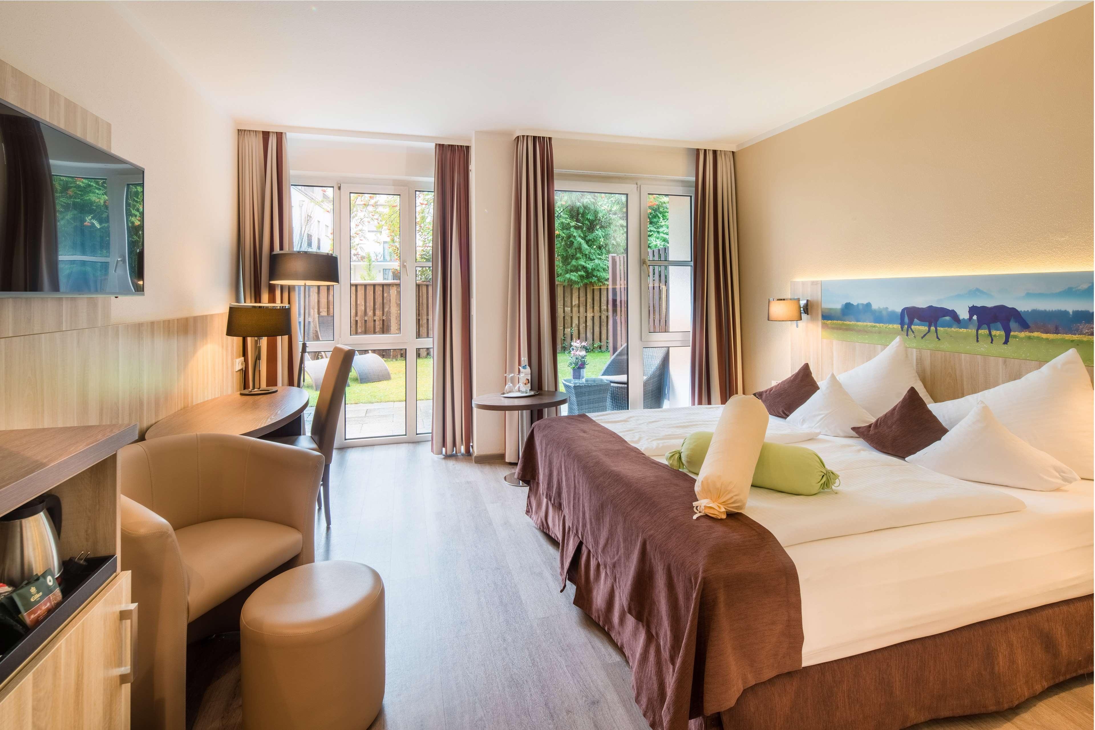 Double King Size Bed