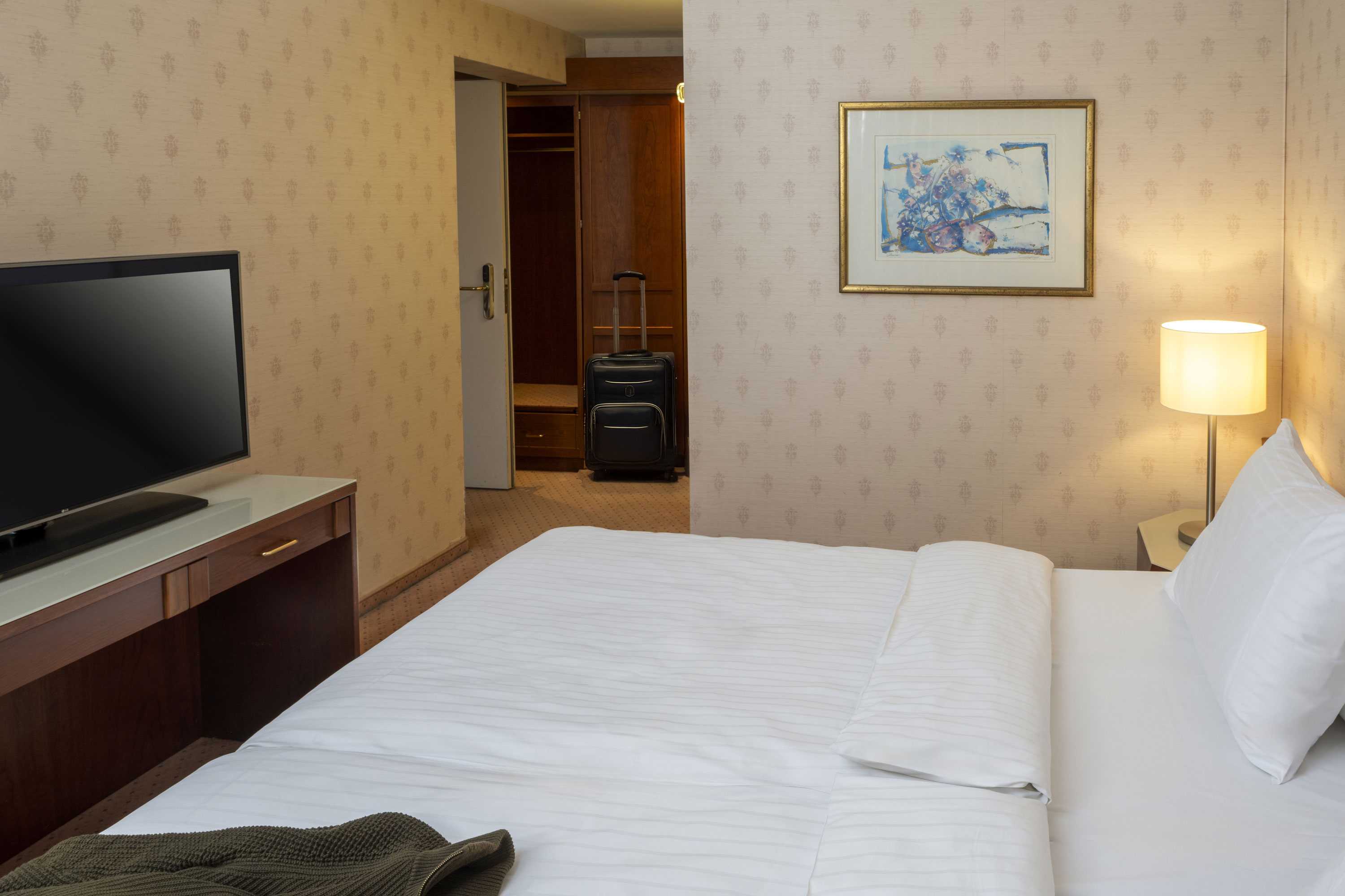 Family Room Superior