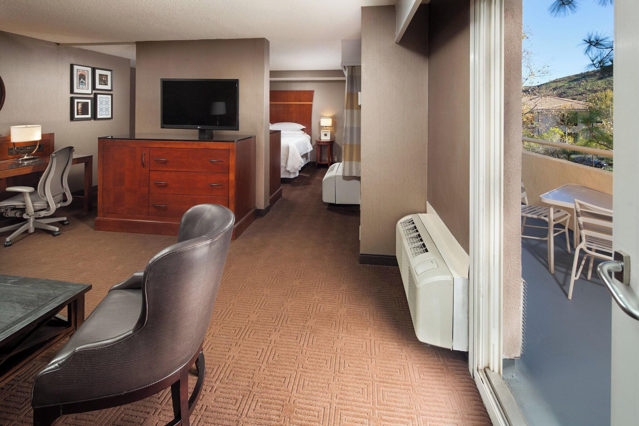 Studio King Size Bed