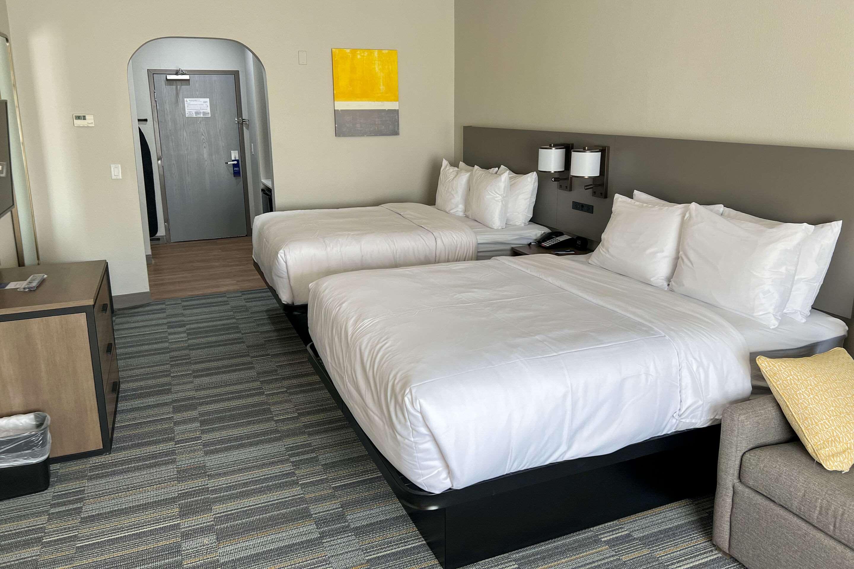 Suite Accessible-two Queen Beds